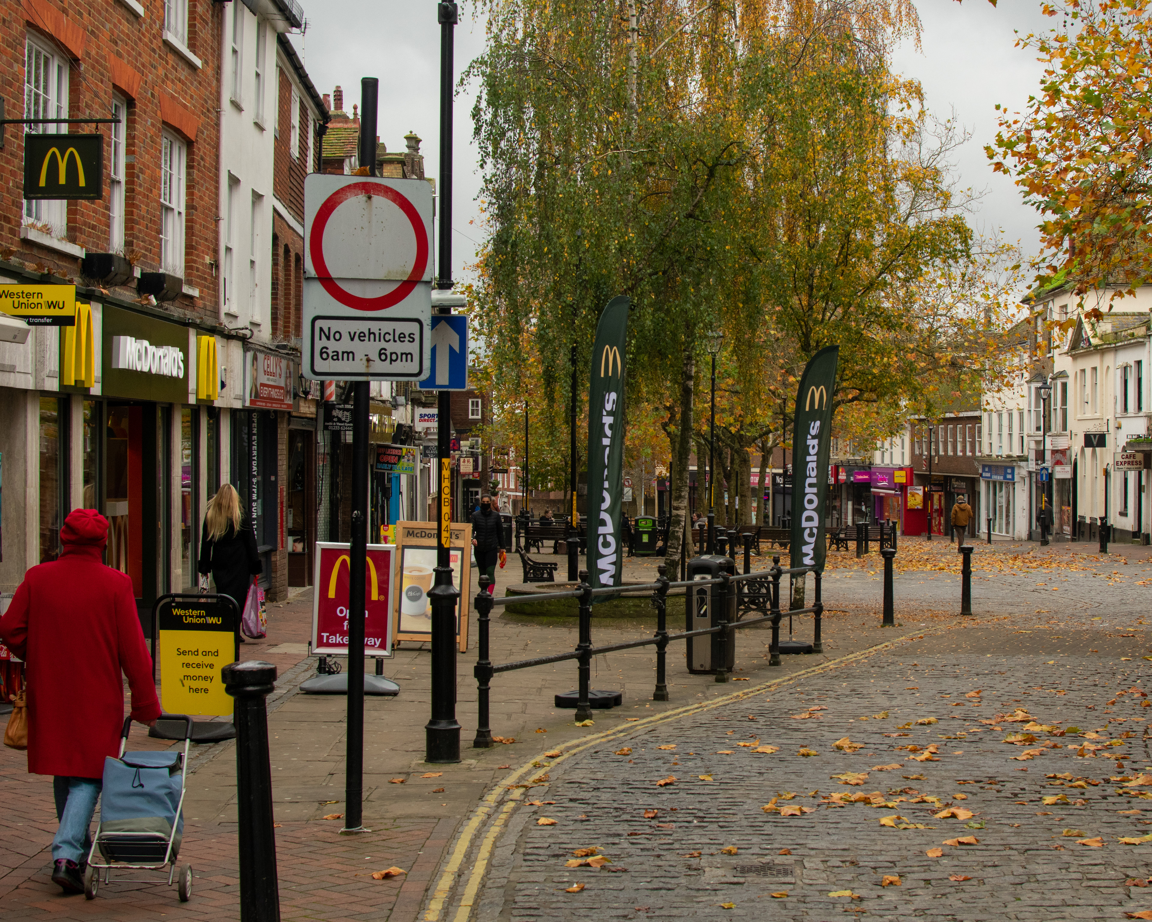 Ashford Highstreet, 11/11/20, 12:01