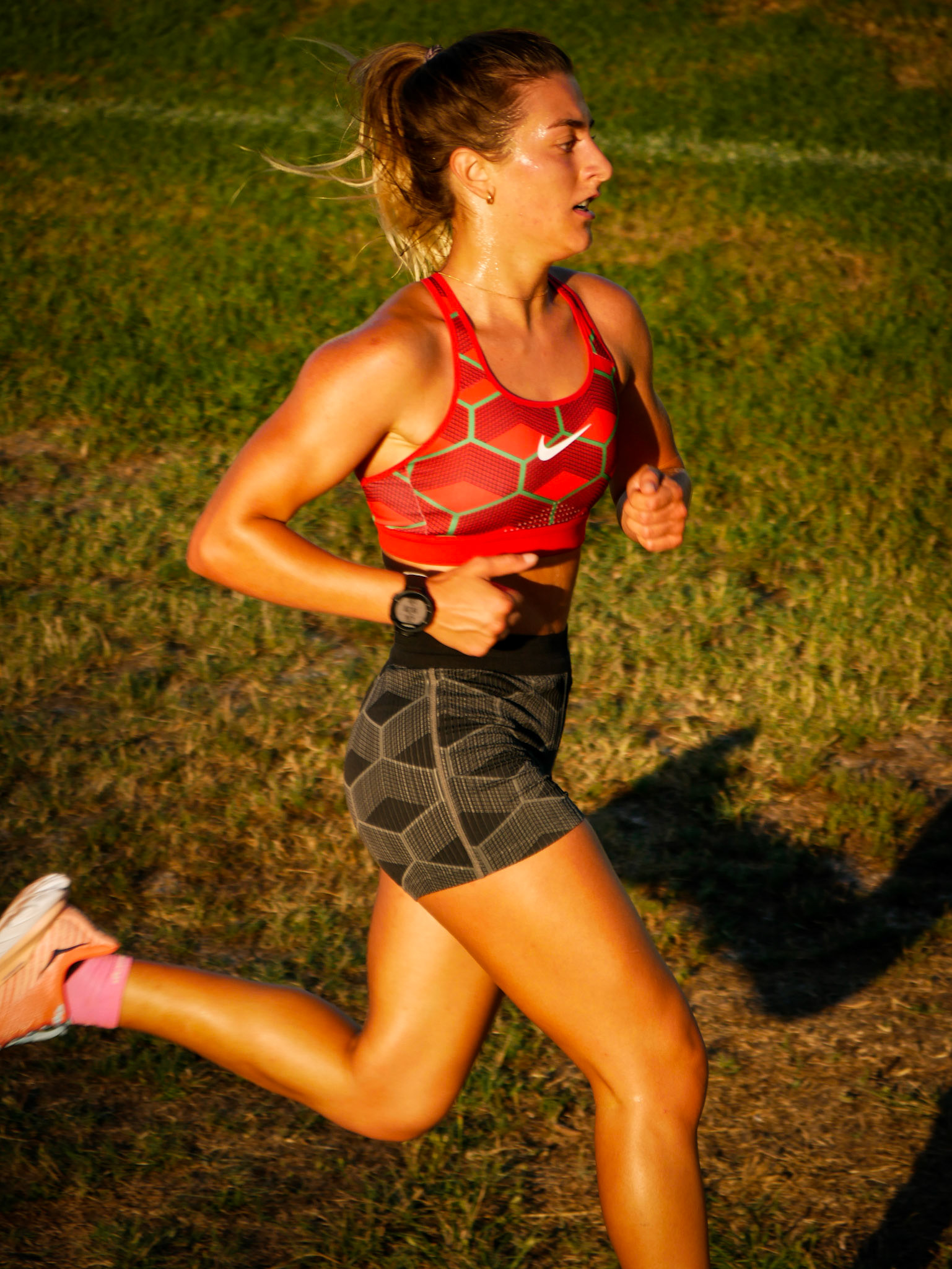 Test organisé dans le cadre du 10 km des Quais en collaboration avec le Stade Bordelais Athlétisme, le magasin Foulées Bordeaux et la marque Hoka.