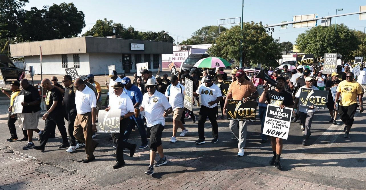 Gamma Xi marching with the Executive Board and hosting chapters during the General Convention.
