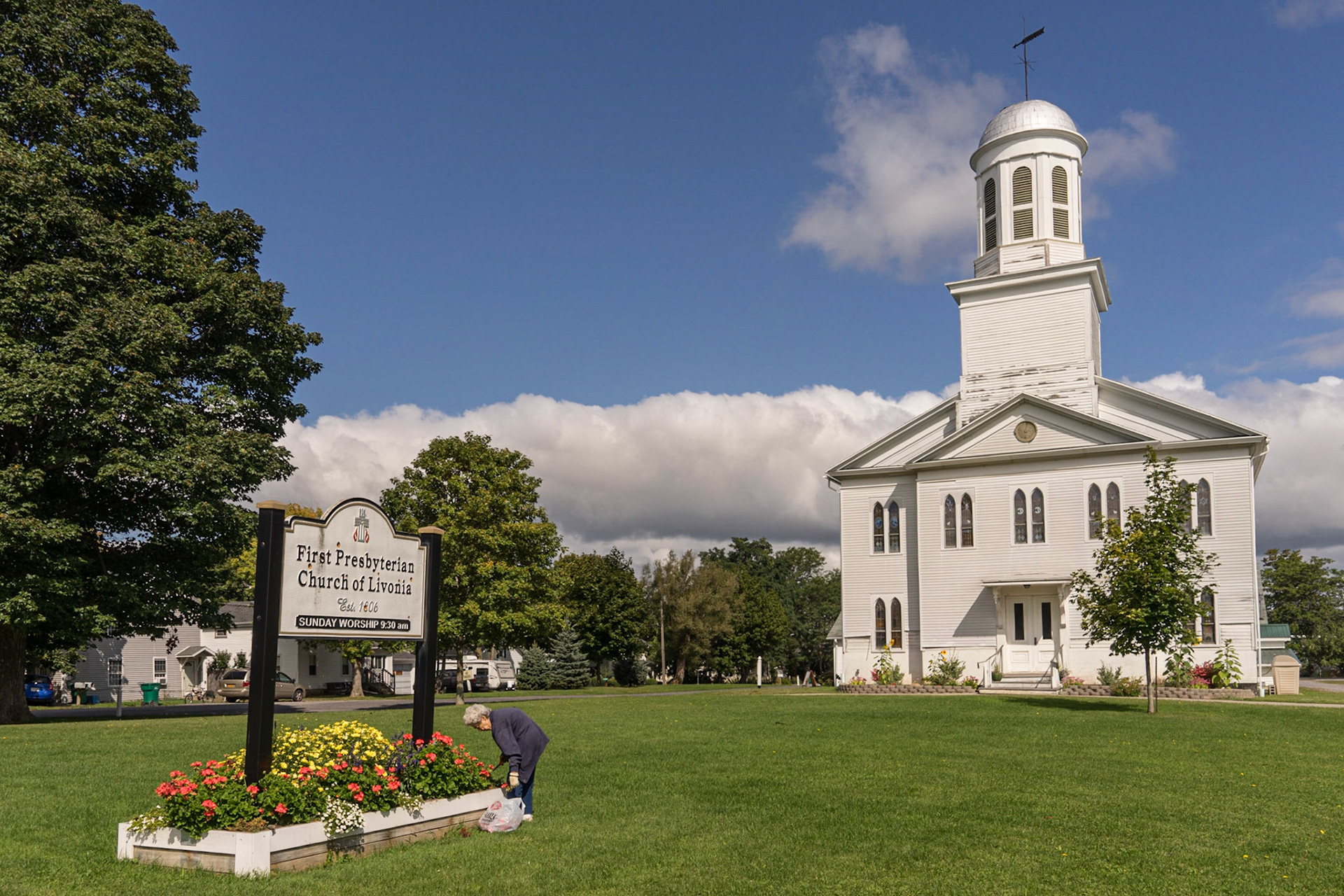 Livonia Center