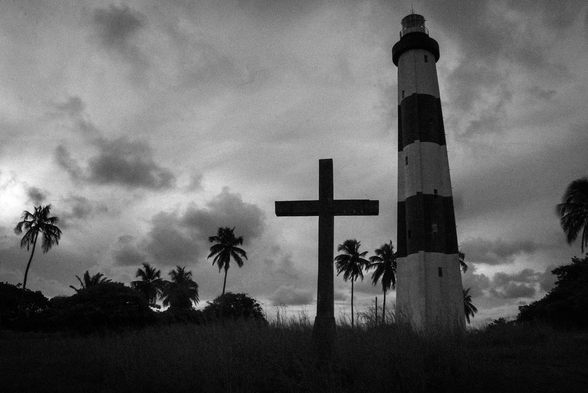 O farol e o cruzeiro
