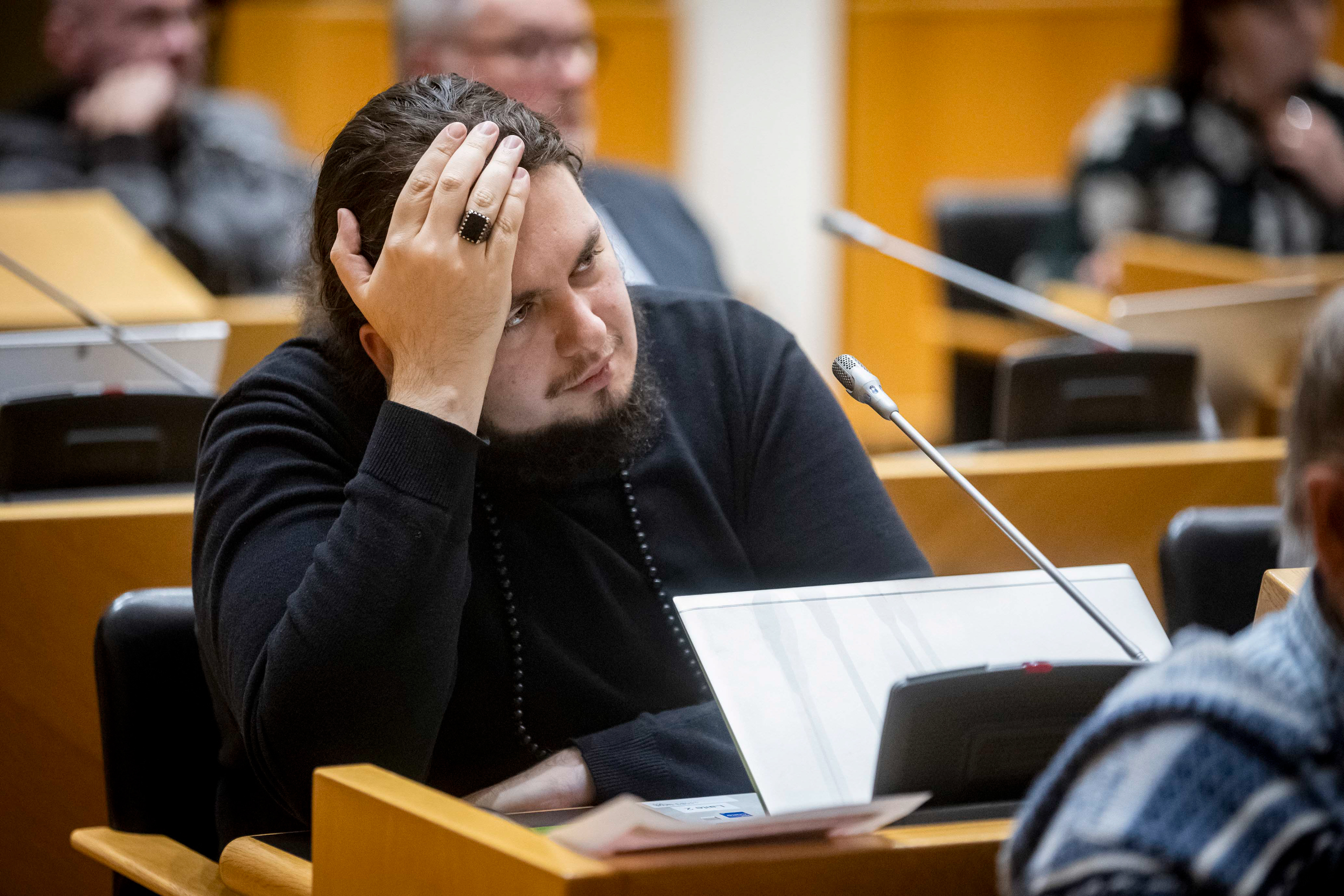 Kuopion kaupunginvaltuusto äänesti kaupungin tuloveron pitämisestä ennallaan 8,1:ssä prosentissa vuonna 2025 pohjaesityksen mukaisesti.  Valtuutettu Adam Al-Sawad (vas.) teki kokouksessa vastaesityksen ja ehdotti tuloveroprosentin nostamista 8,2:n prosenttiin vuodelle 2025. Vastaehdotus kuitenkin kaatui äänestyksessä. (Savon Sanomat, 2024)