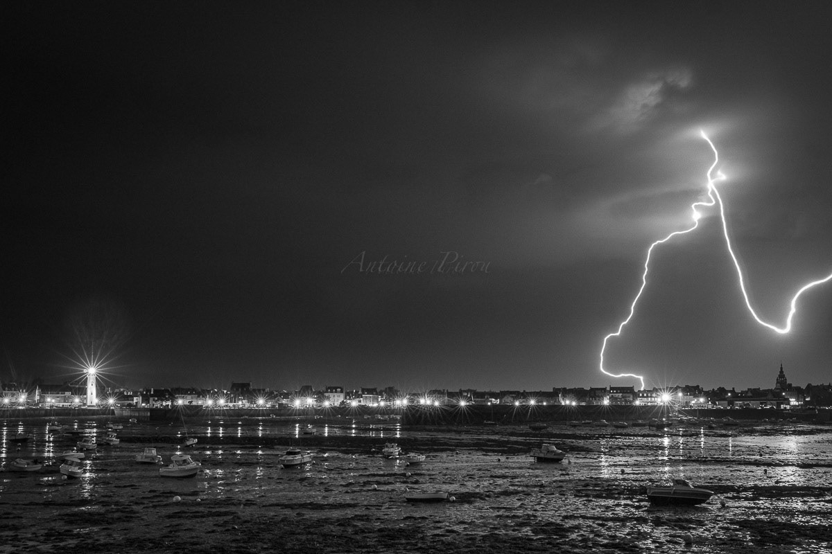 Eclairs au Vieux port