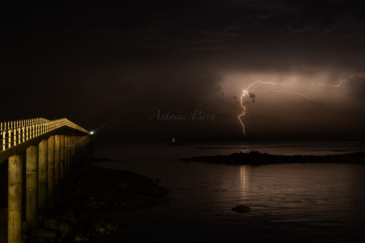 Tonnerre et estacade