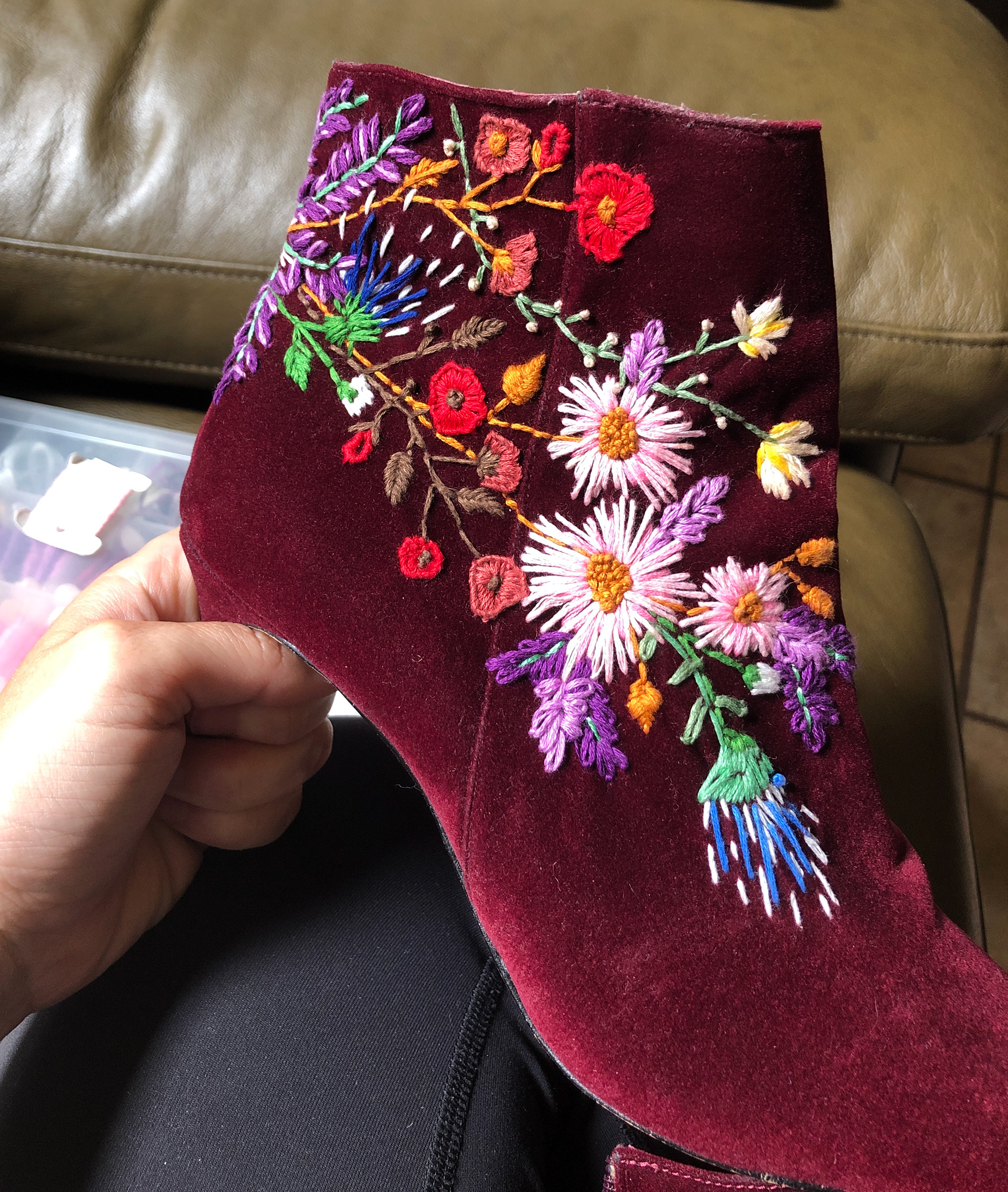 Velvet heels (i), 2020