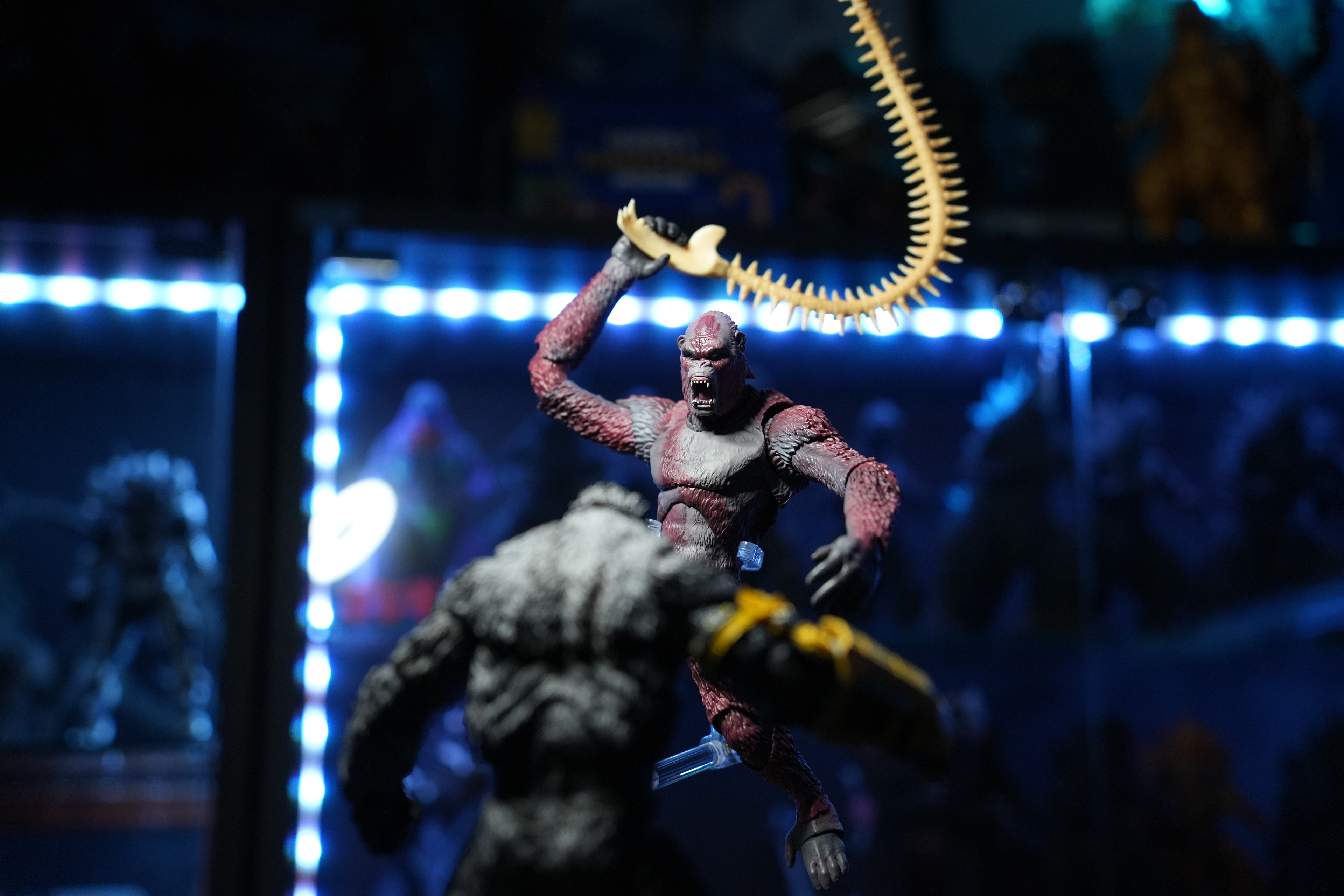 GODZBOX - S.H.MonsterArts SKAR KING