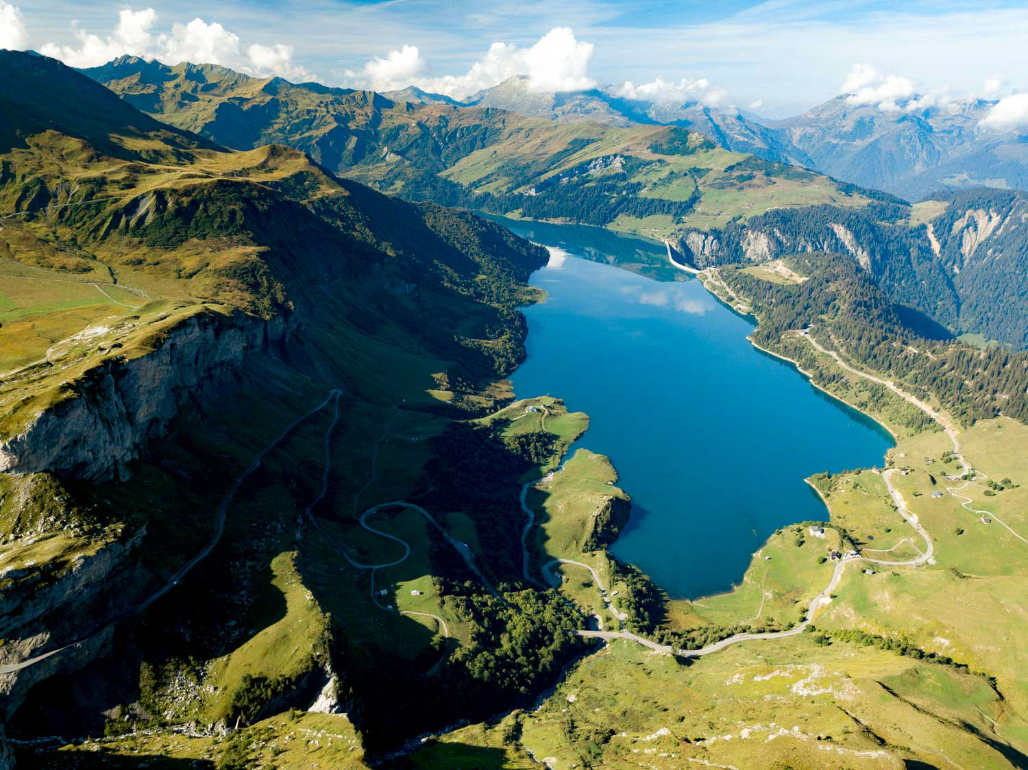 Lac de Roselend et son barrage