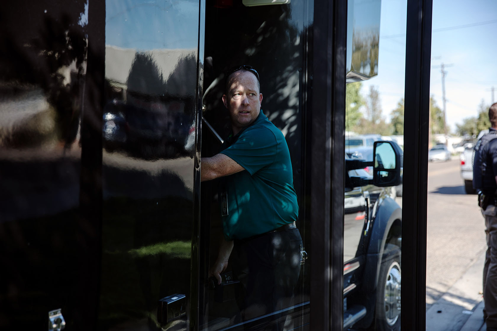 Nampa Police Department Capt. Curt Shankel leads the “high-risk search” in Nampa on Sept. 26.