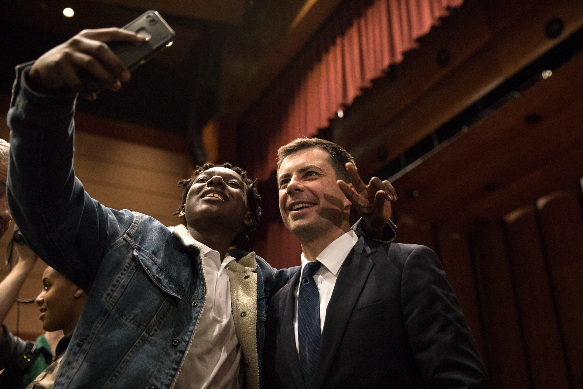 Democratic presidential candidate Pete Buttigieg takes a selfie with a HBCU student at his Morehouse event in Atlanta on Nov. 18.