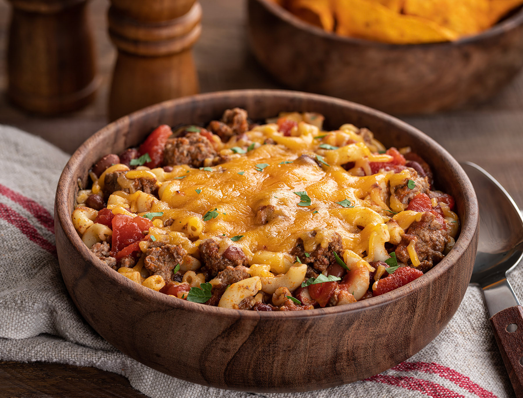 Chili macaroni with cheddar cheese