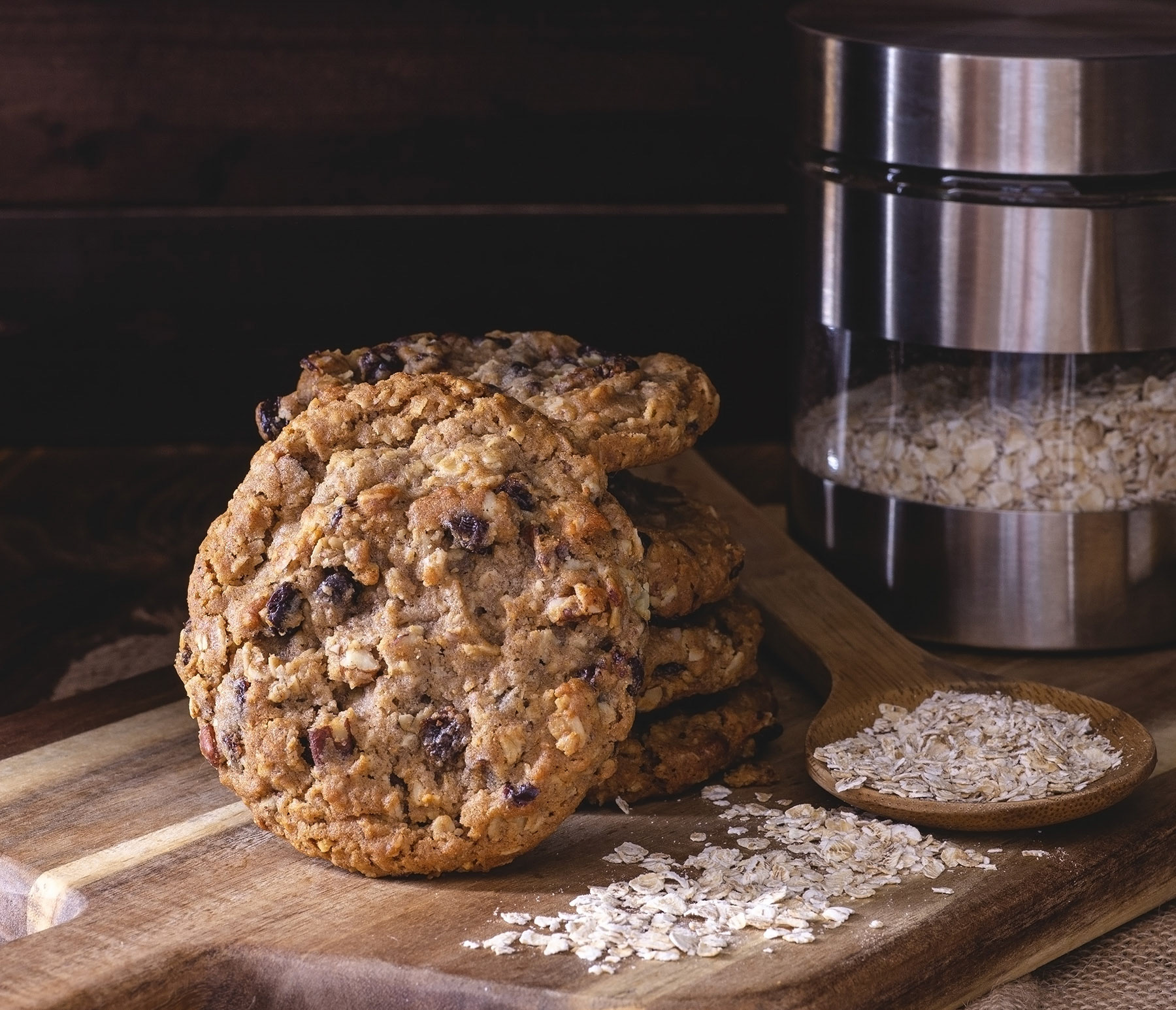 Oatmeal raisin nut cookies