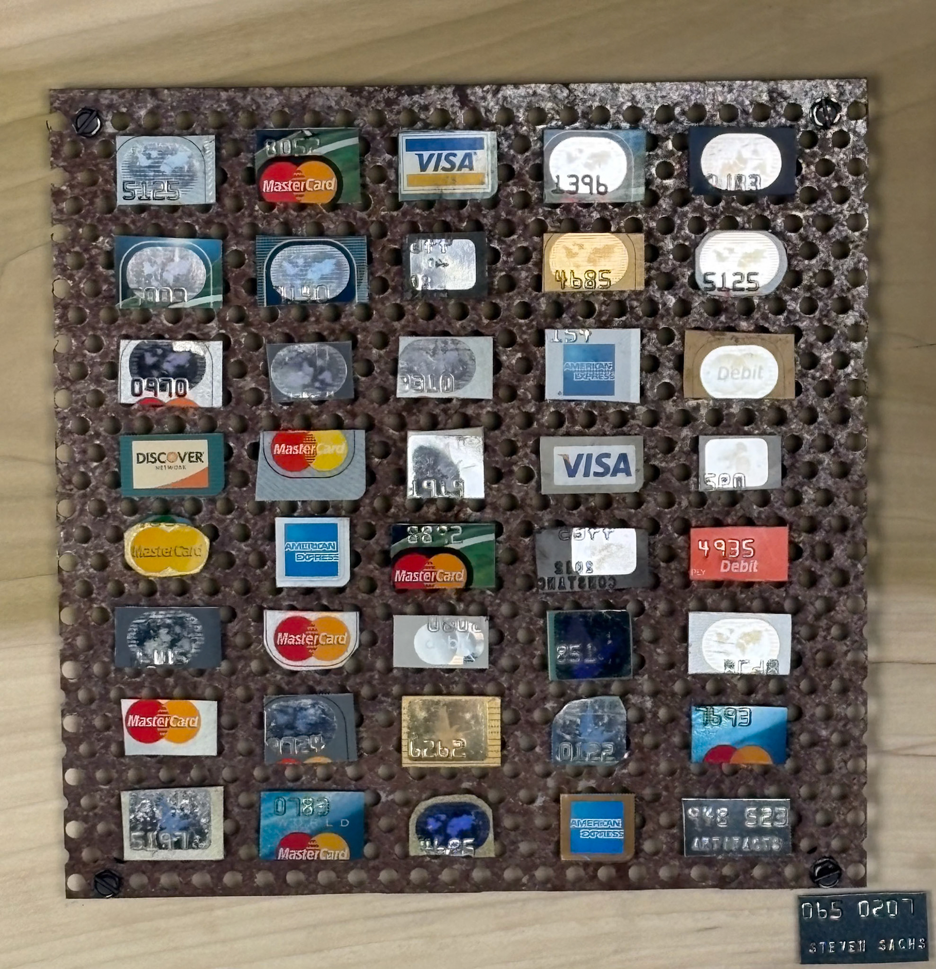 WOULD STEEL CREDIT CARDS (DETAIL)