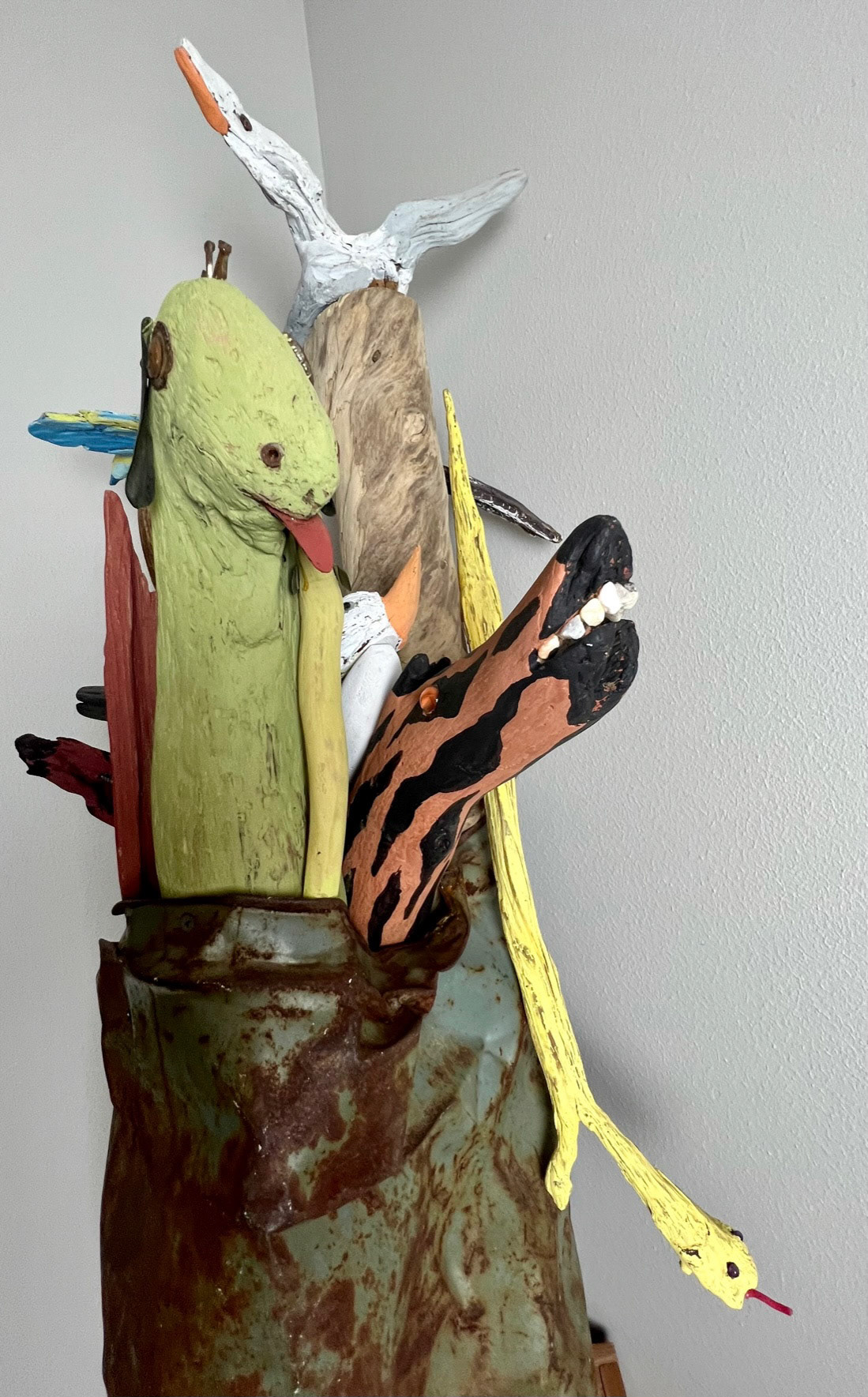 WILDLIFE (DETAIL)