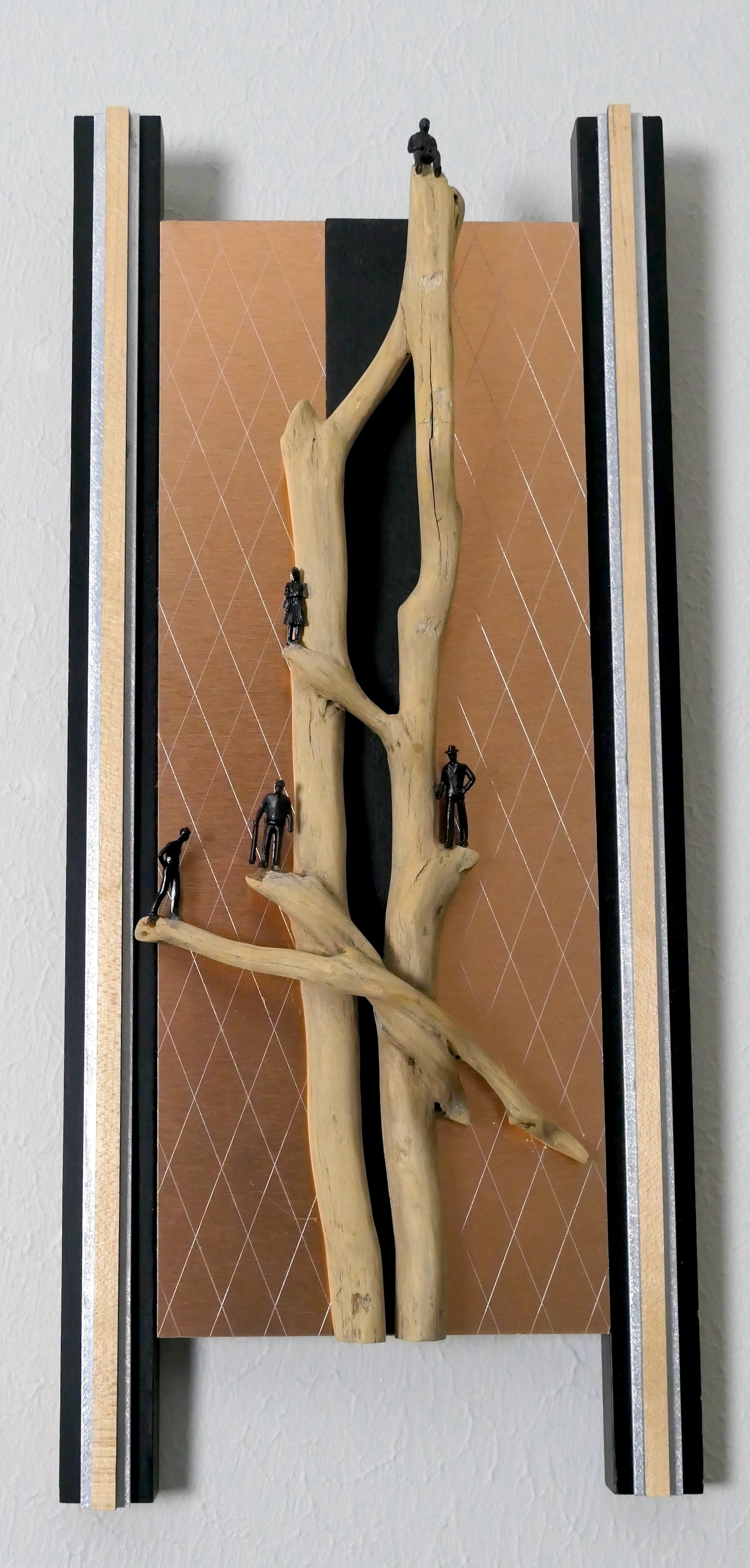 CLIFF DIVERS AT RESORT