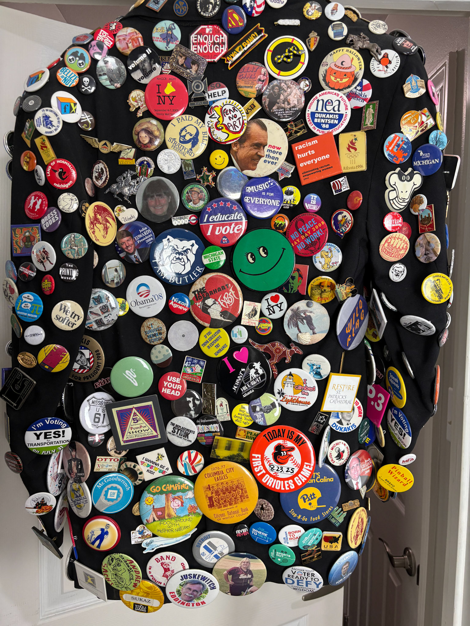 PIN JACKET FROM BACK