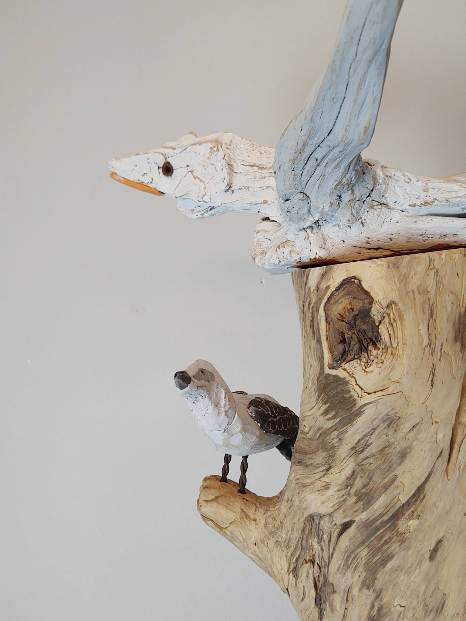 WILDLIFE (DETAIL)
