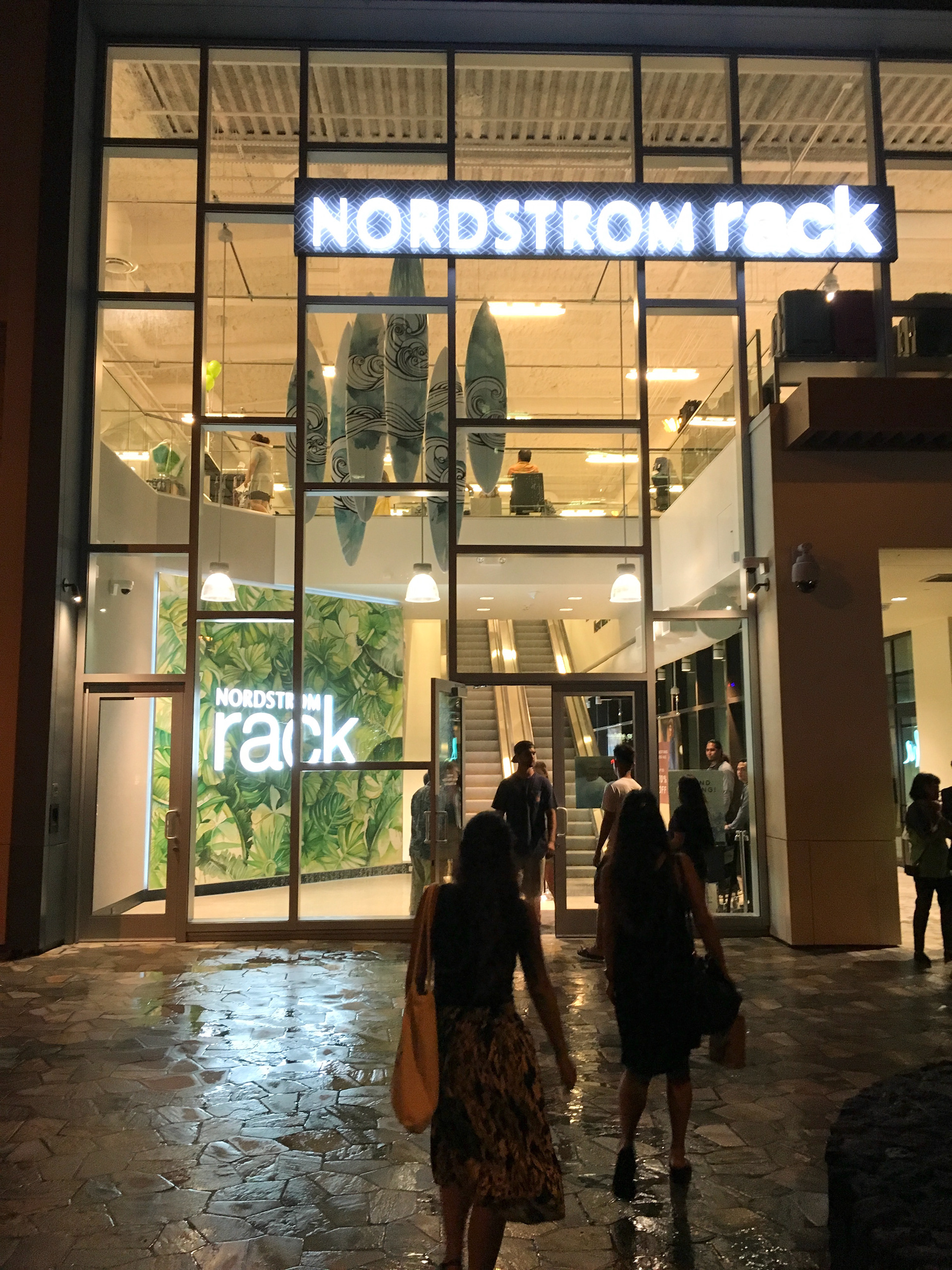 Nordstrom to open second Hawaii Nordstrom Rack store in Waikiki next year -  Pacific Business News