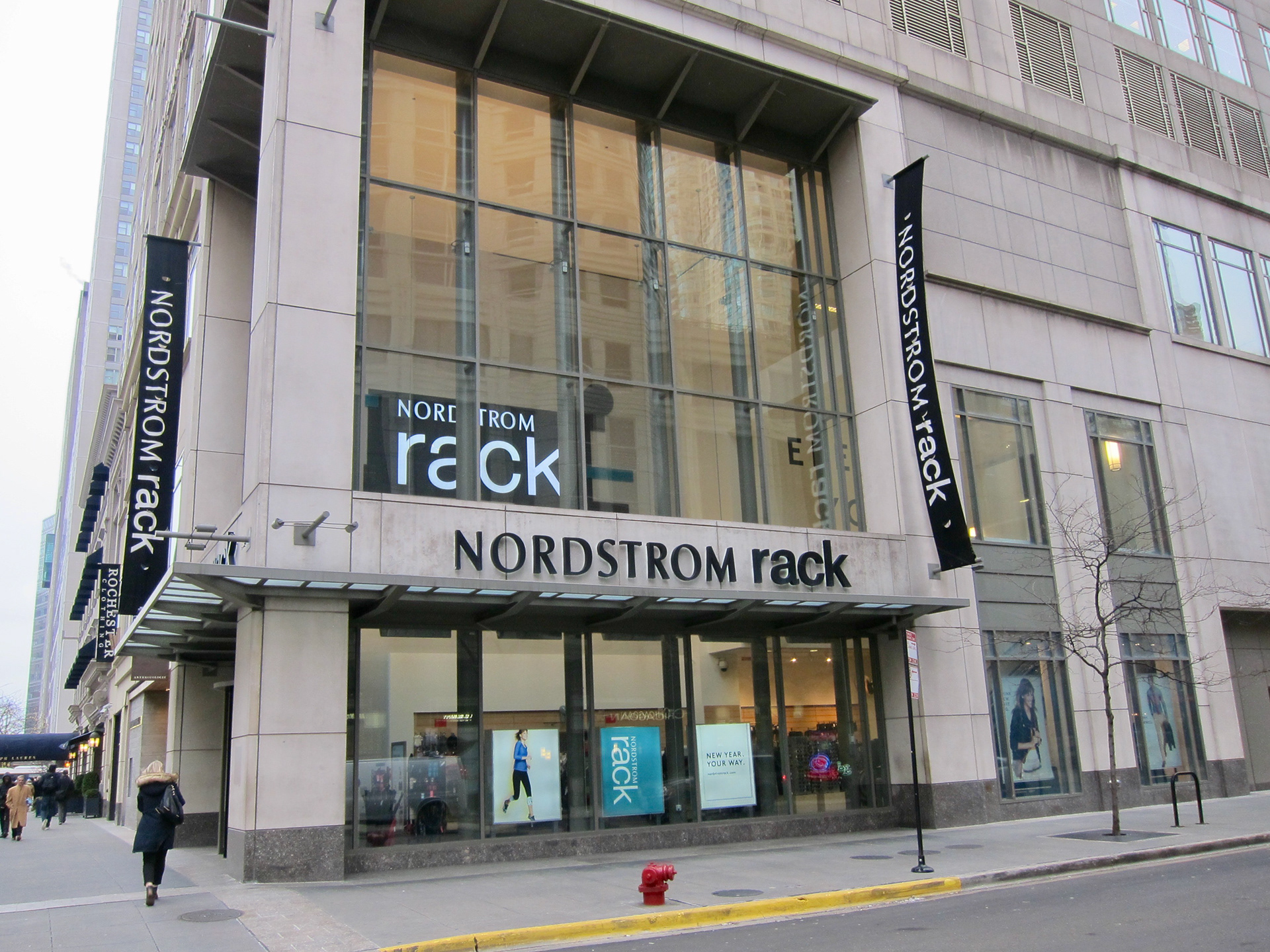 Nordstrom Rack Lincoln Park  Shopping in River North, Chicago