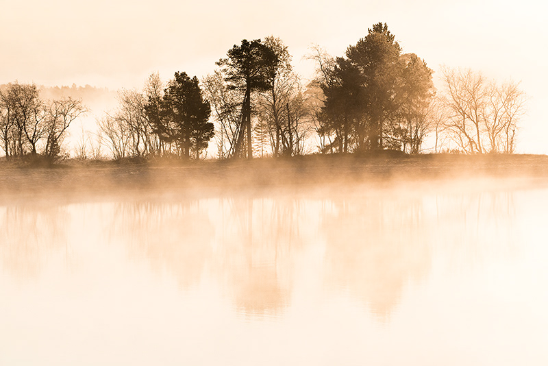 Lever sur brume