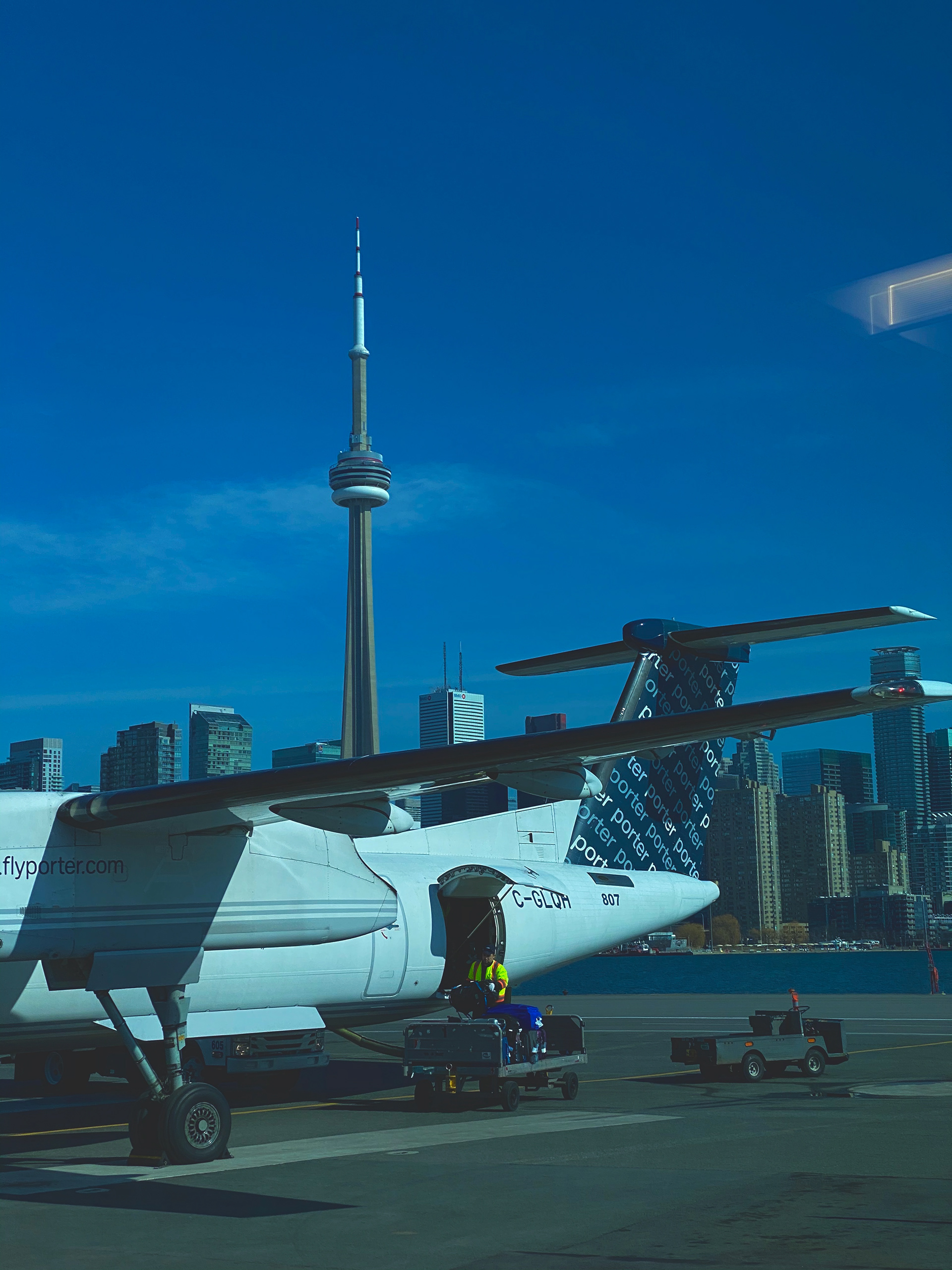 TORONTO AIRPORT