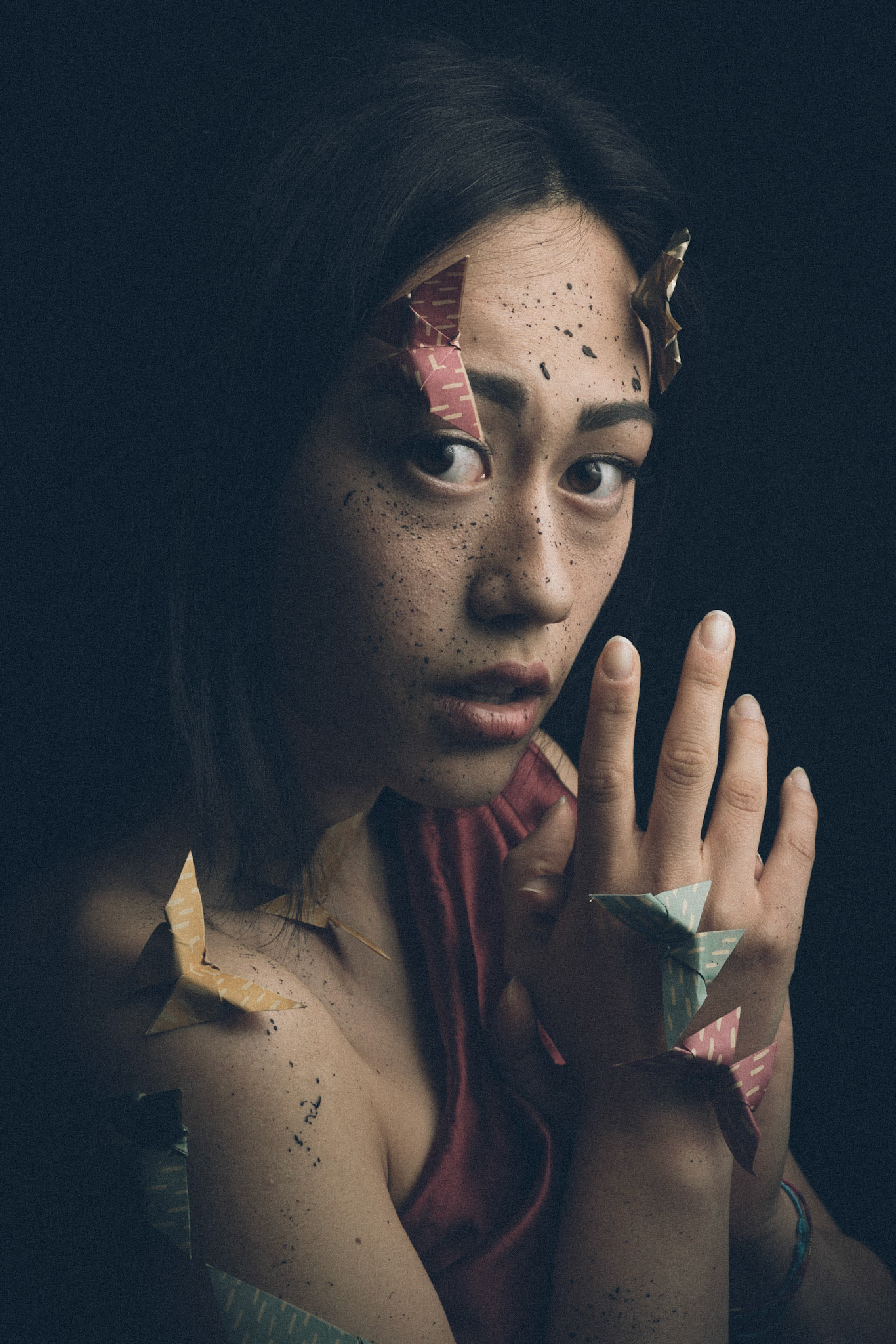 Model: Rosa CasapulloMuah: Vera Carbone MakeupStyle: Giulia BussalinoFoto: Simone Soldà Trowback (2017)