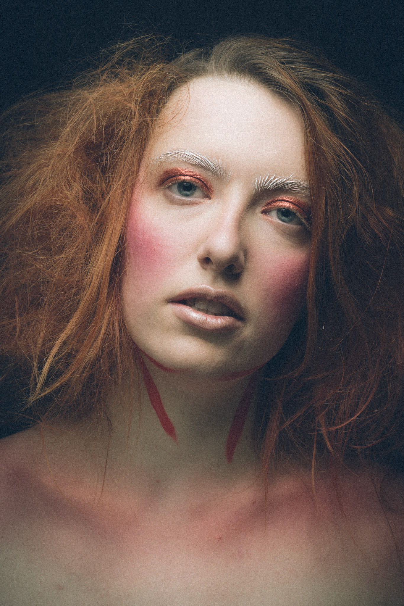 MODEL: Raravis CarlqvistMUAH: Vera Carbone MakeupFOTO: Simone Soldà