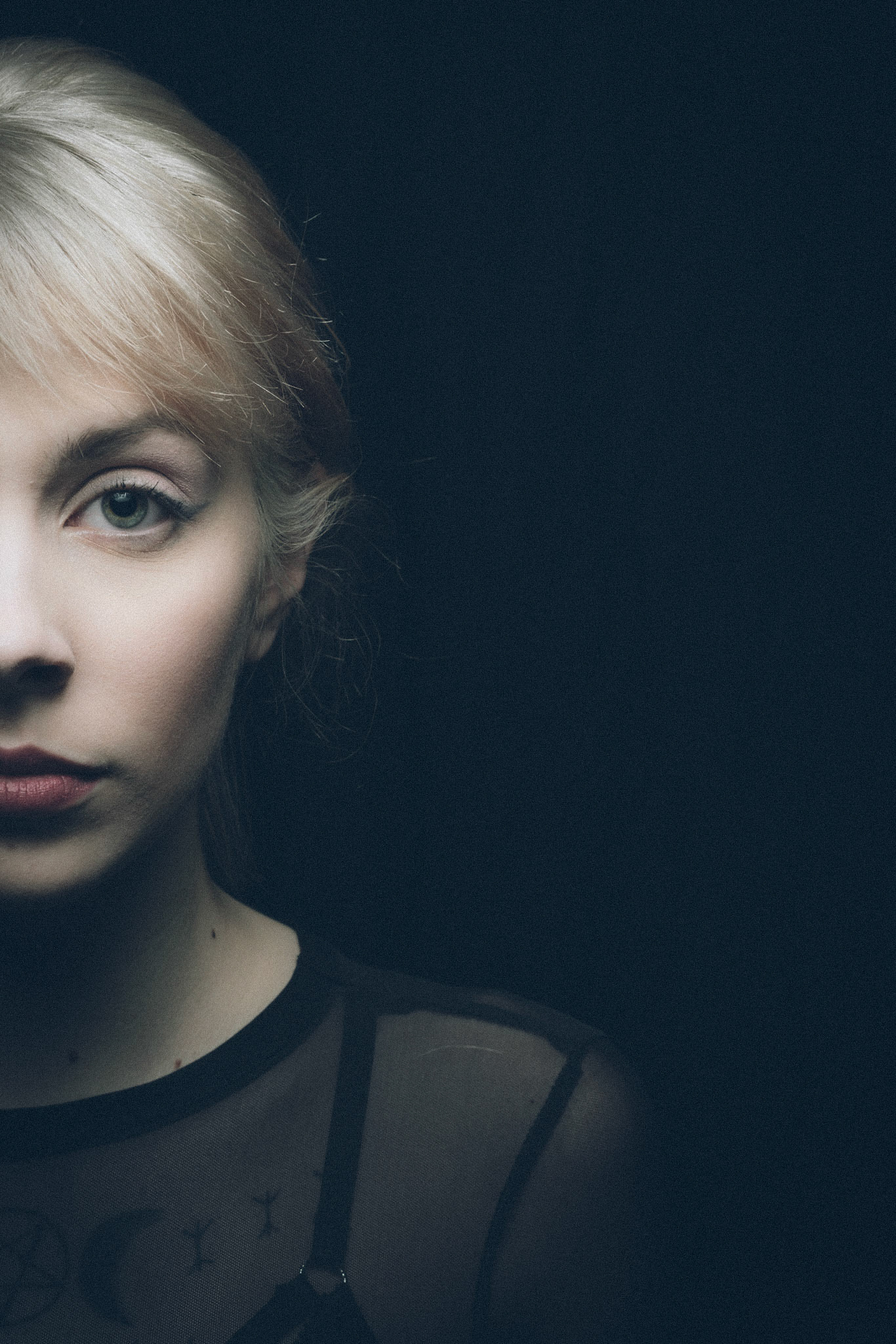 Maya Mondino @mayamondinoMua Vera Carbone Makeup @scrub_chillypepperPhoto Simone Soldà @theitalianportraitist