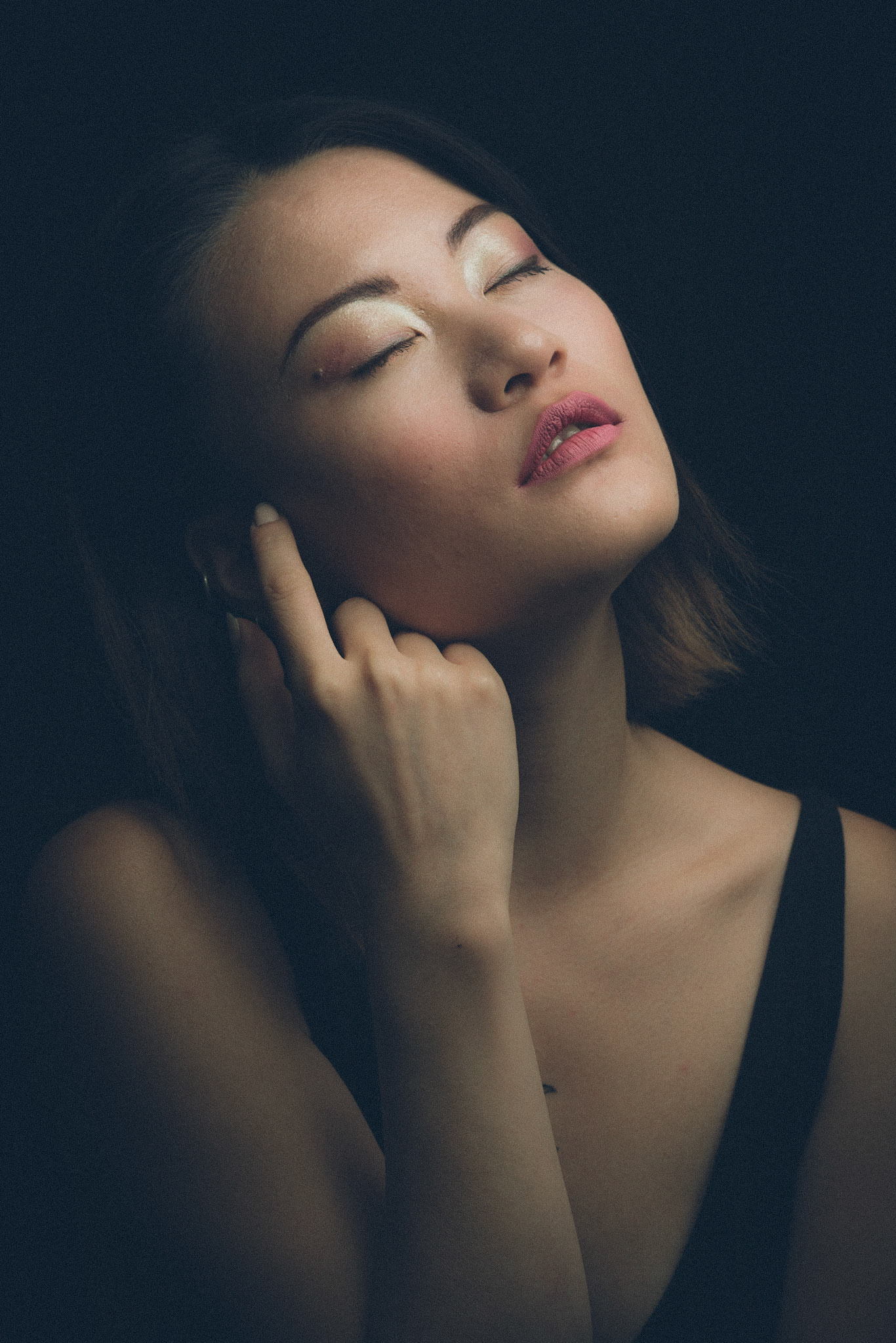 Model: Lina Zheng MUA: Vera Carbone Makeup