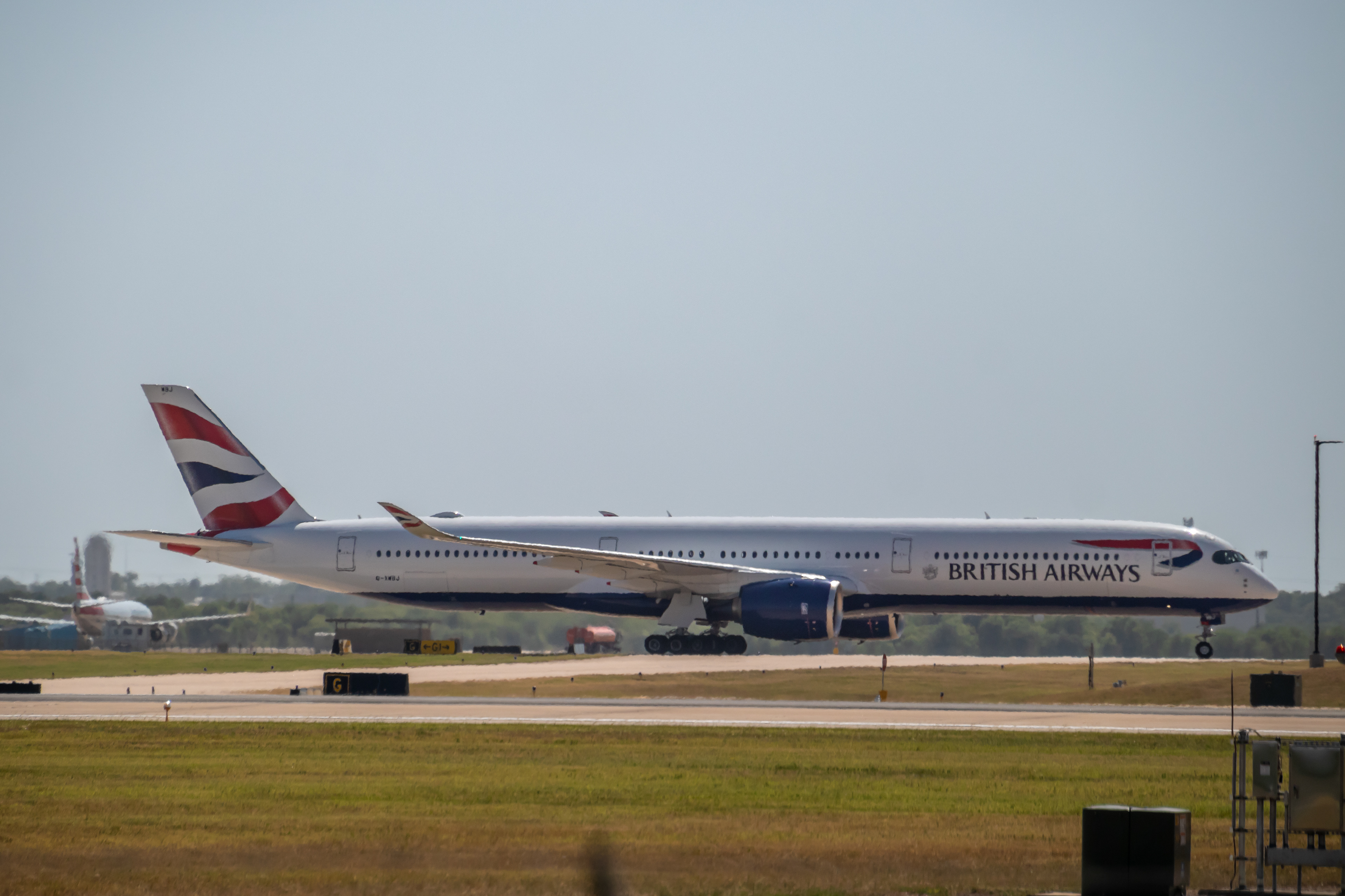 British A350-1041