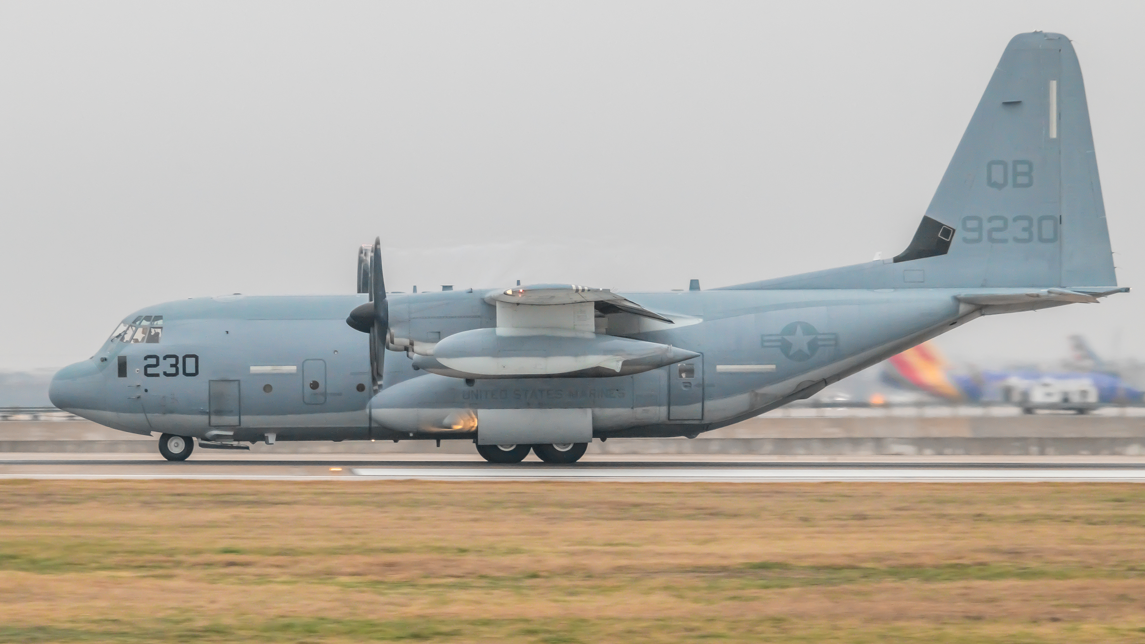 USAF C-130
