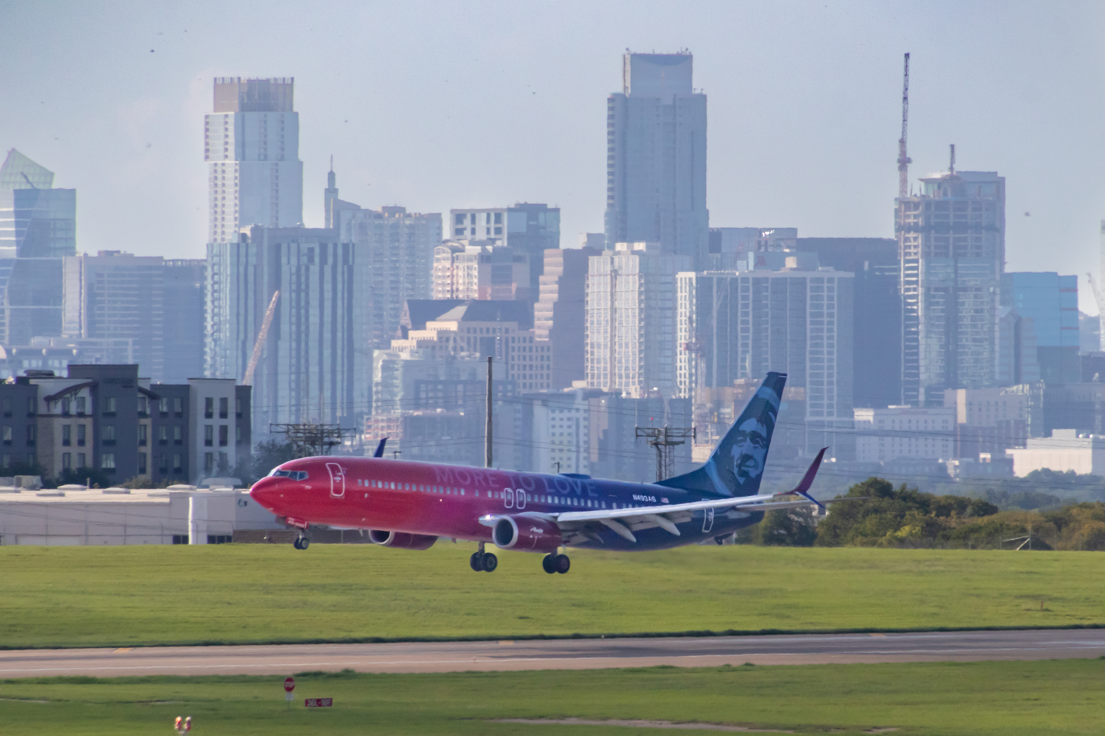 Alaska More To Love 737