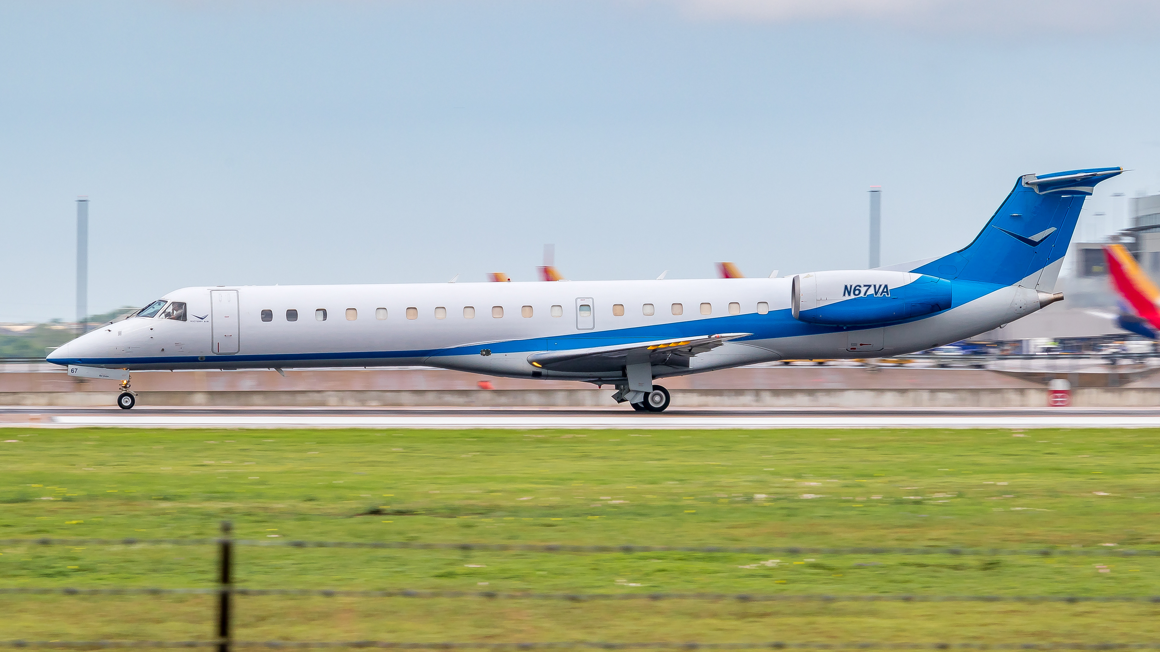 Victory Air E145