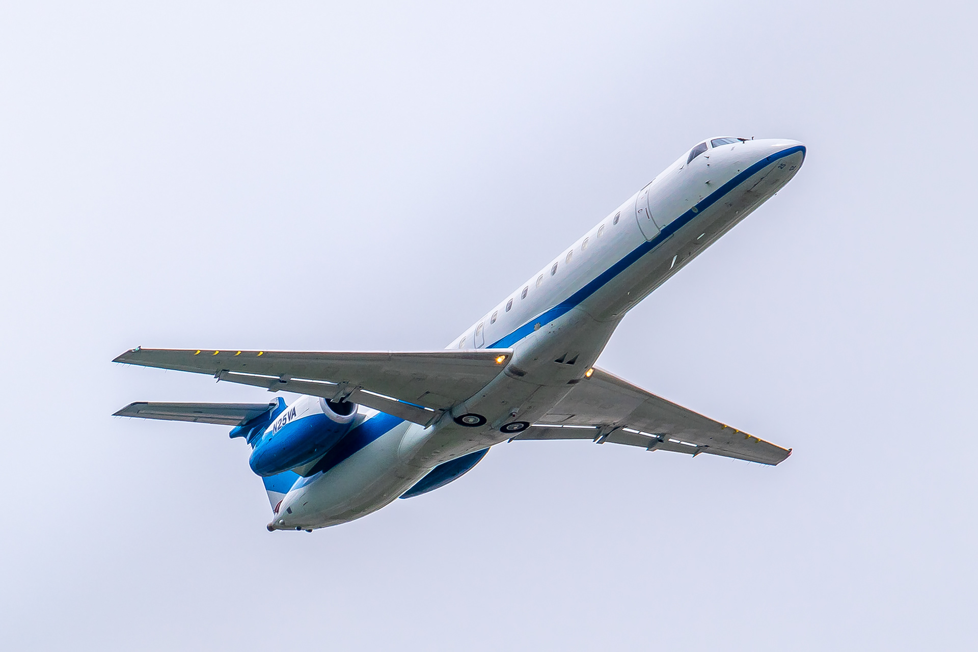Victory Air E145