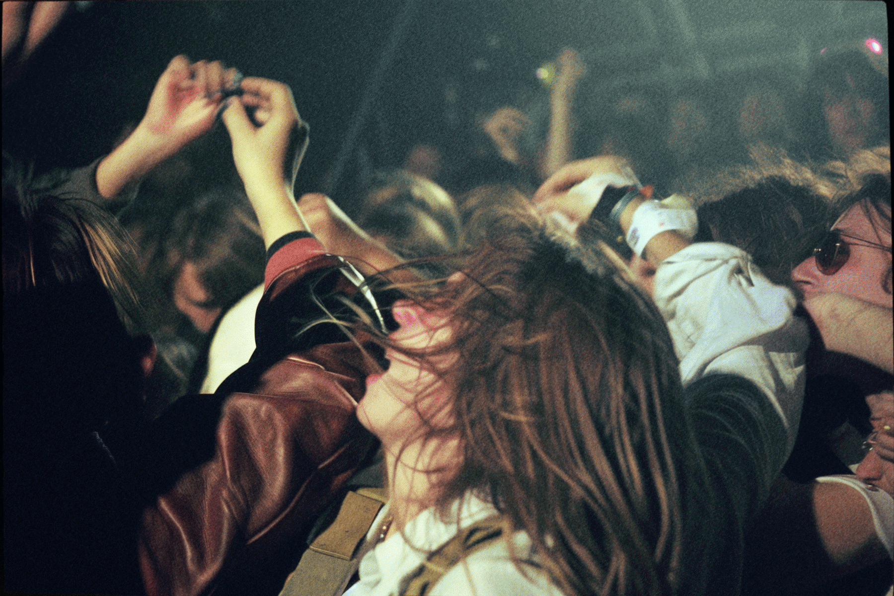 february 20: Kurt Cobain's birthday (*1967) so I /prompted pictures of the Nirvana concert in Hamburg in November 1991