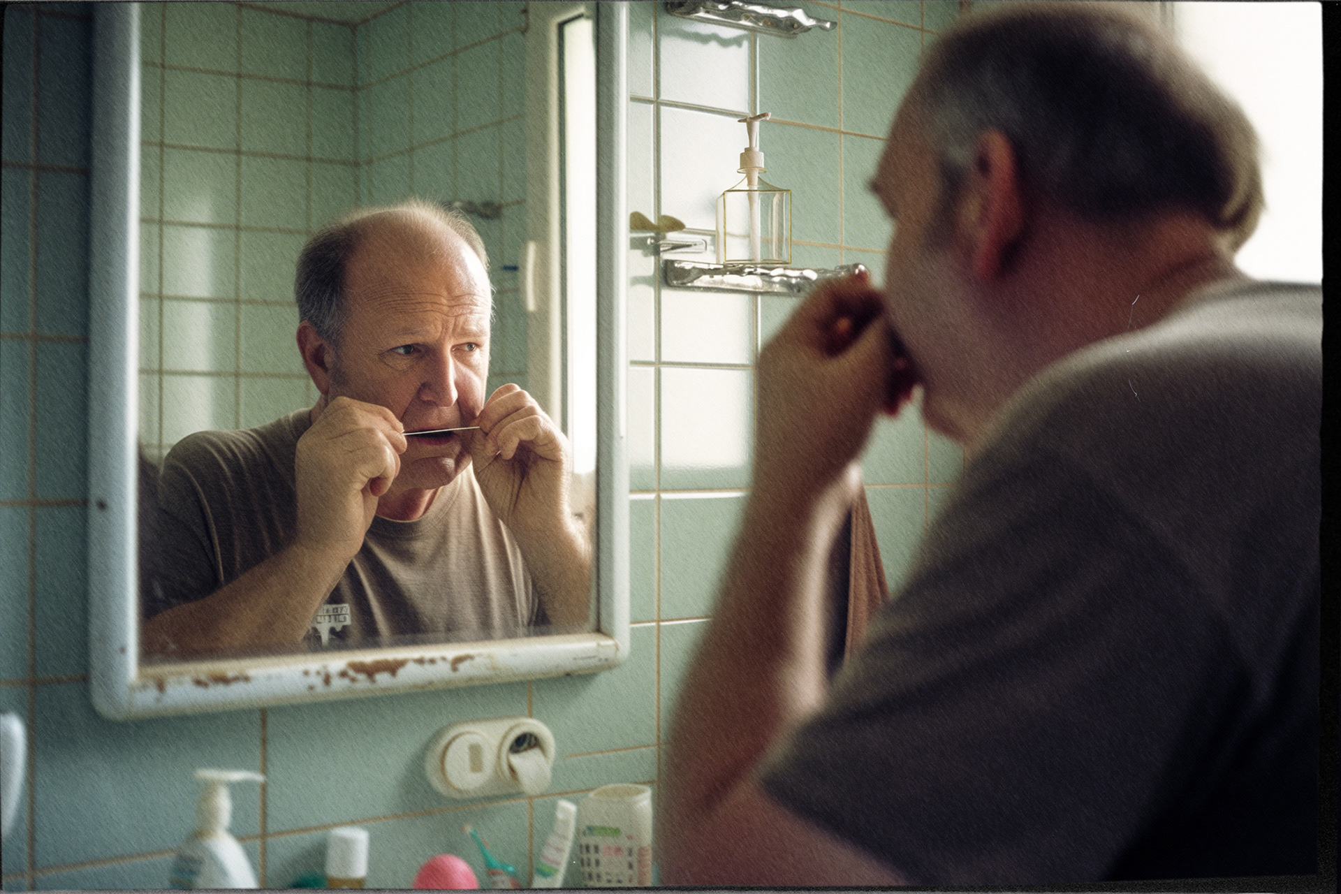 february 3: Men's grooming day (since 2007)