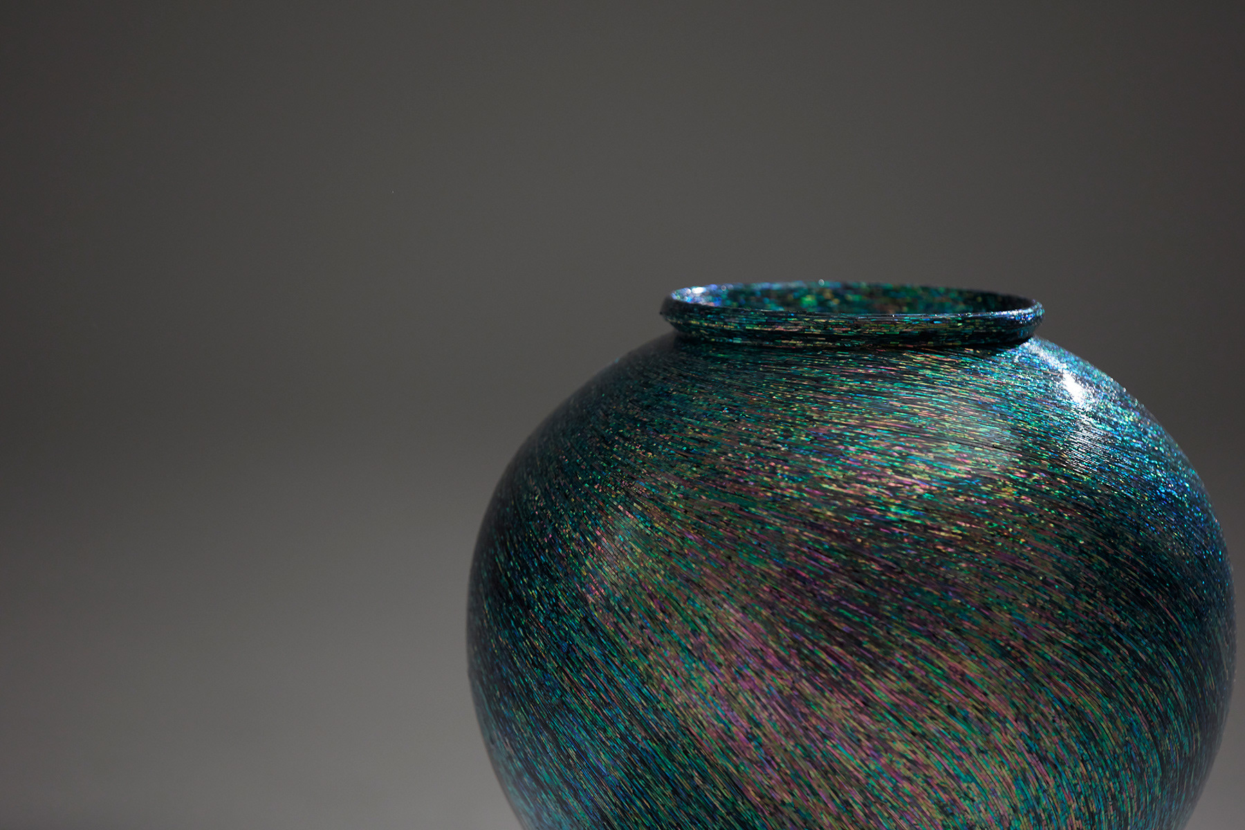 Moon Jar with mother of pearl