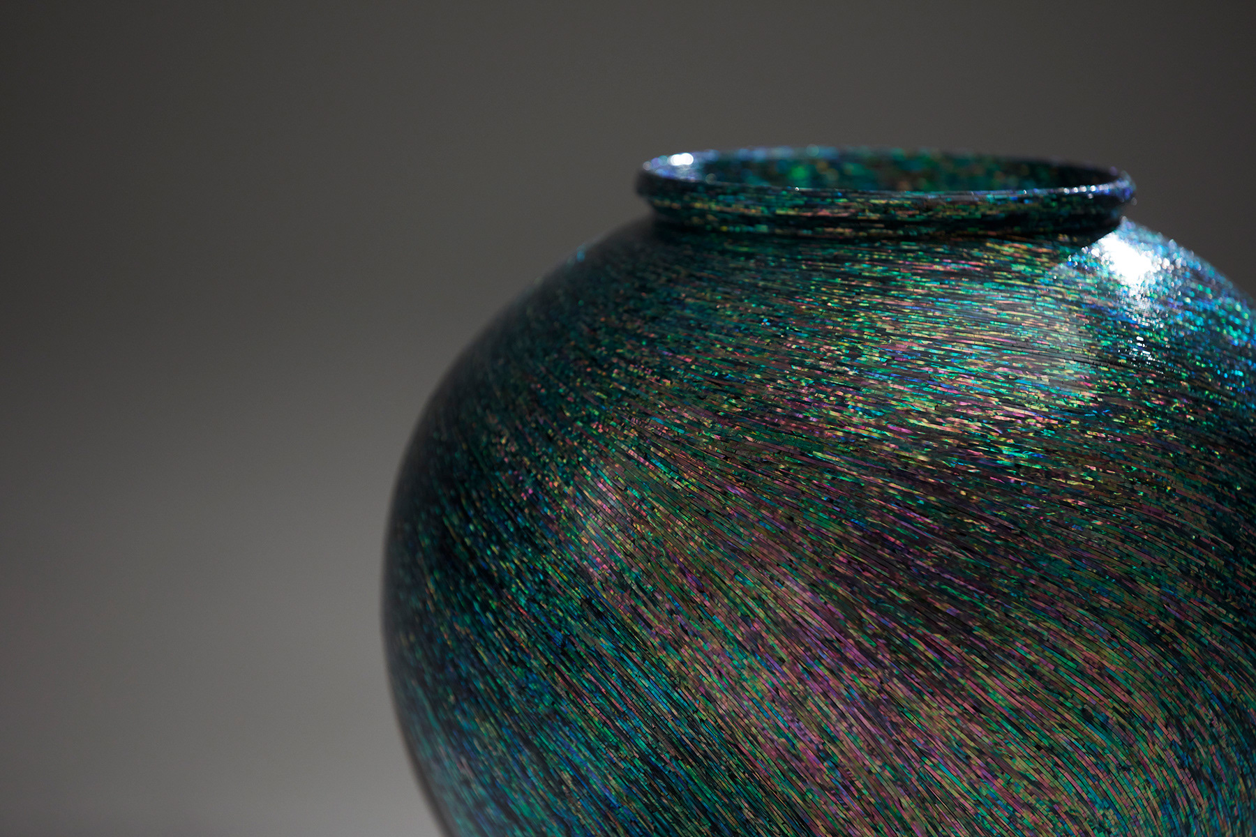 Moon Jar with mother of pearl