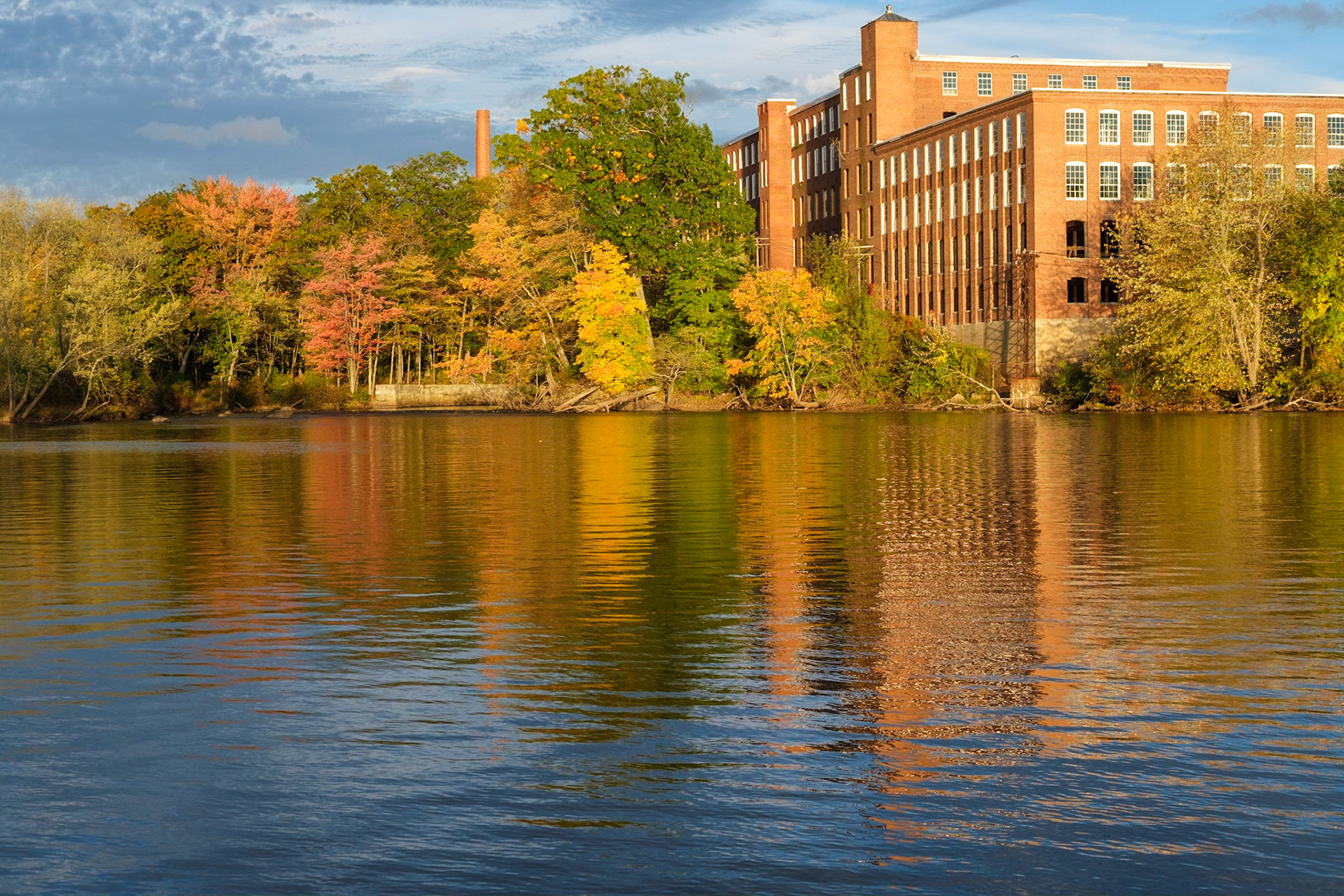 Pembroke, NH / October, 2021