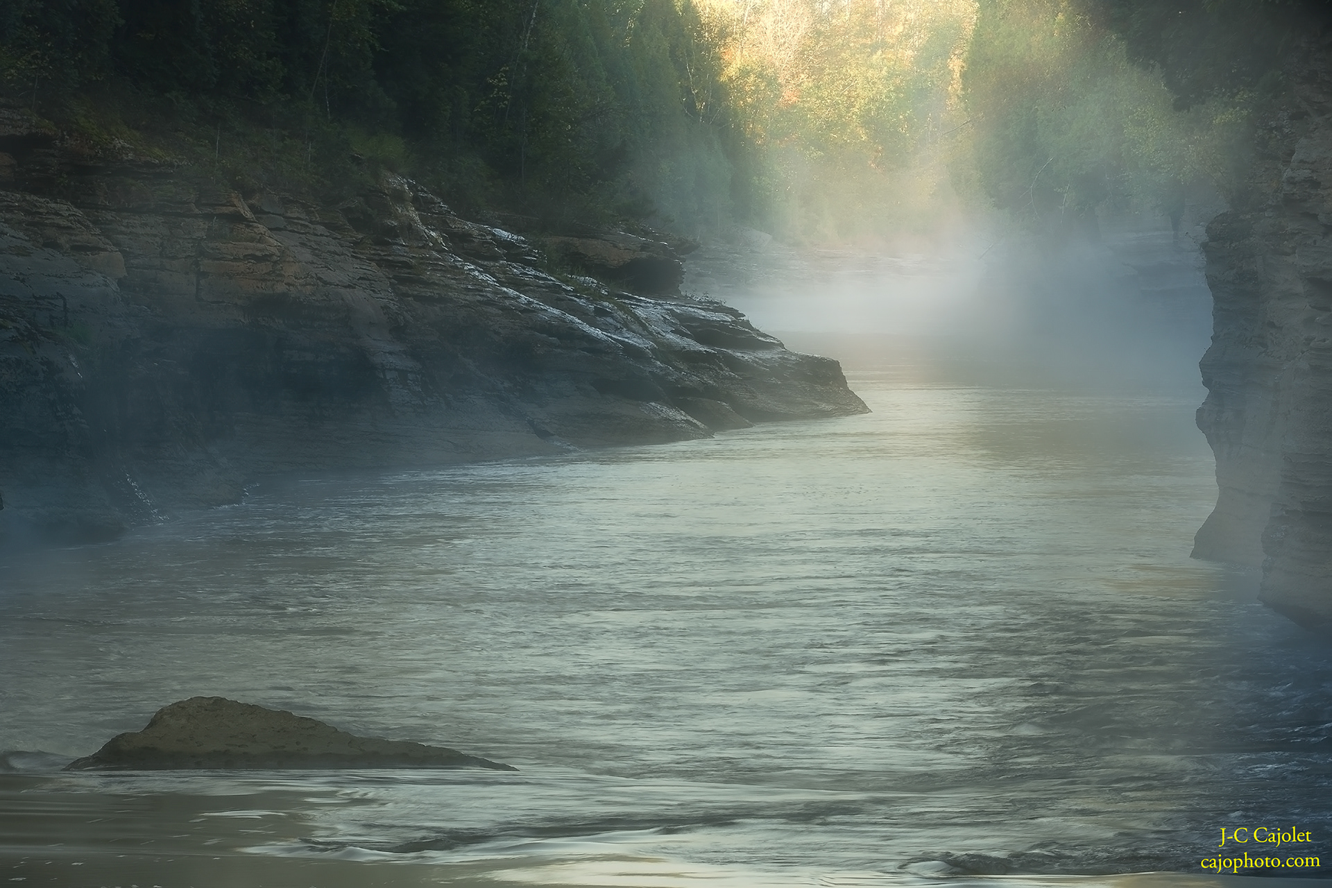 Mystérieux / Mysterious