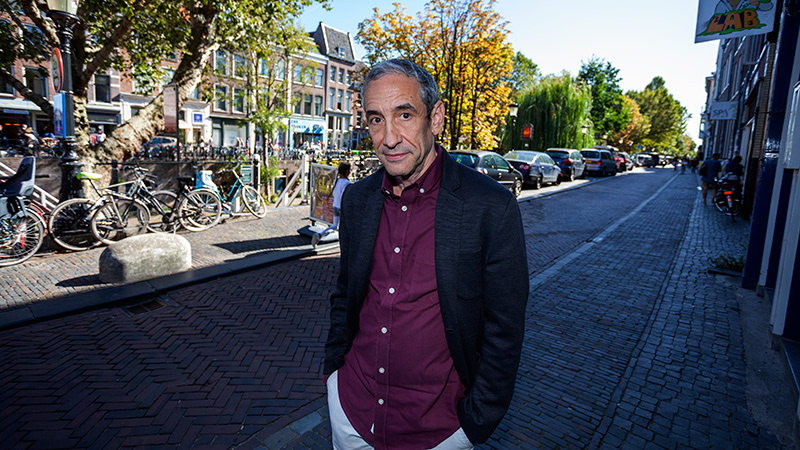 Douglas Rushkoff, media theorist, voor Intermediair Online, Utrecht