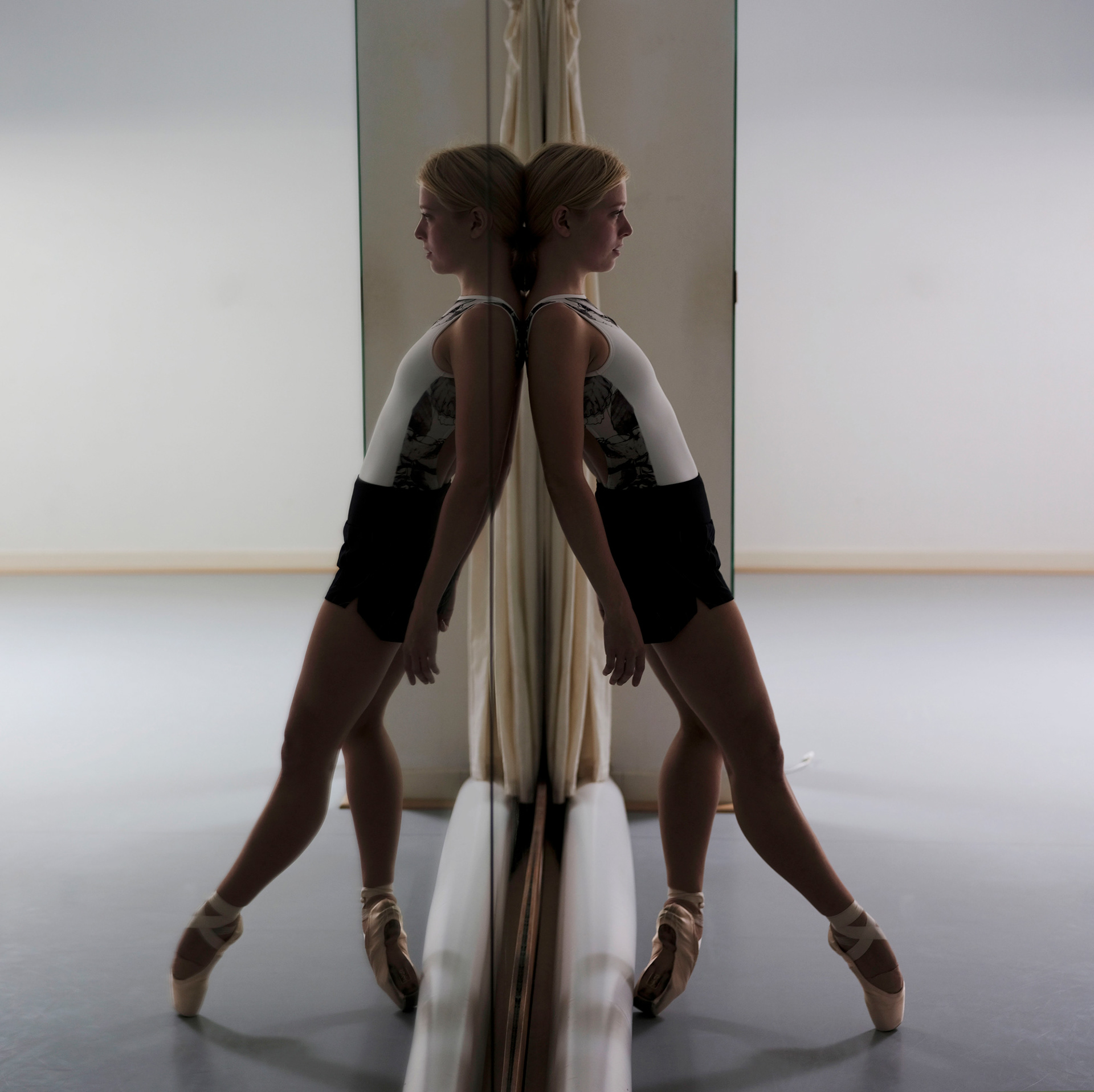 10 jaar later: Amber, danser bij ZfinMalta (Malta), Amsterdam, 2020