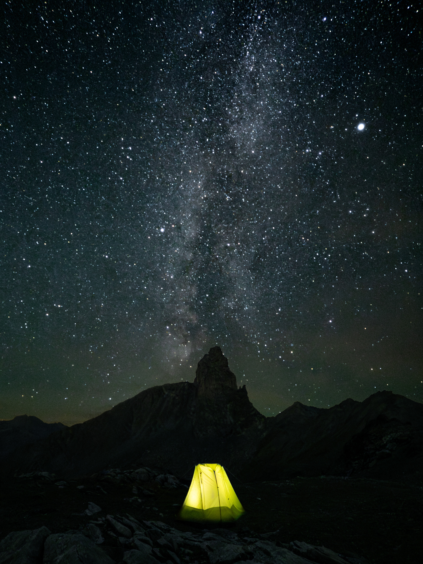 In tenda sotto la Via lattea in fronte a Roc la Niera