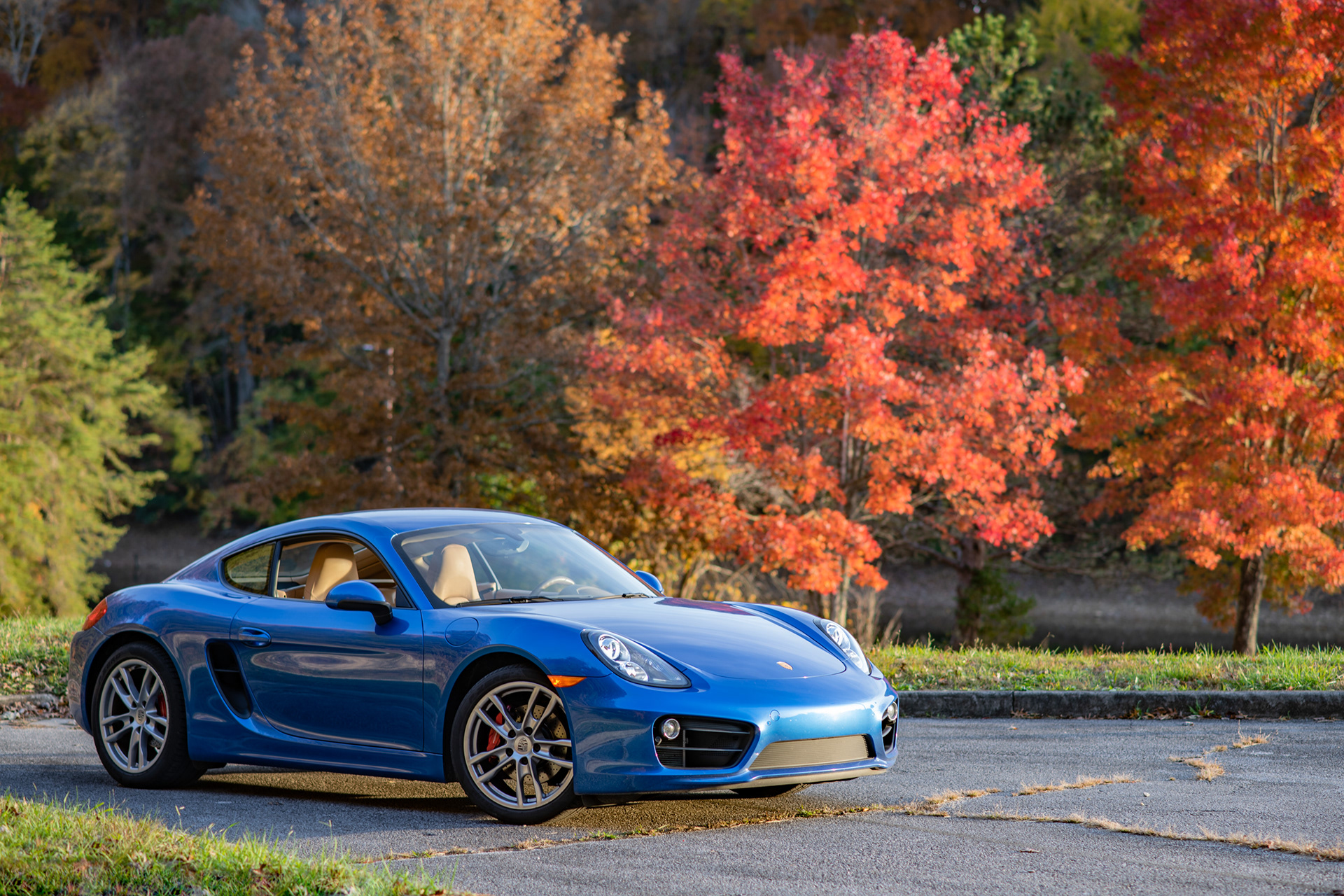 Porsche Cayman, Fall in Kentucky