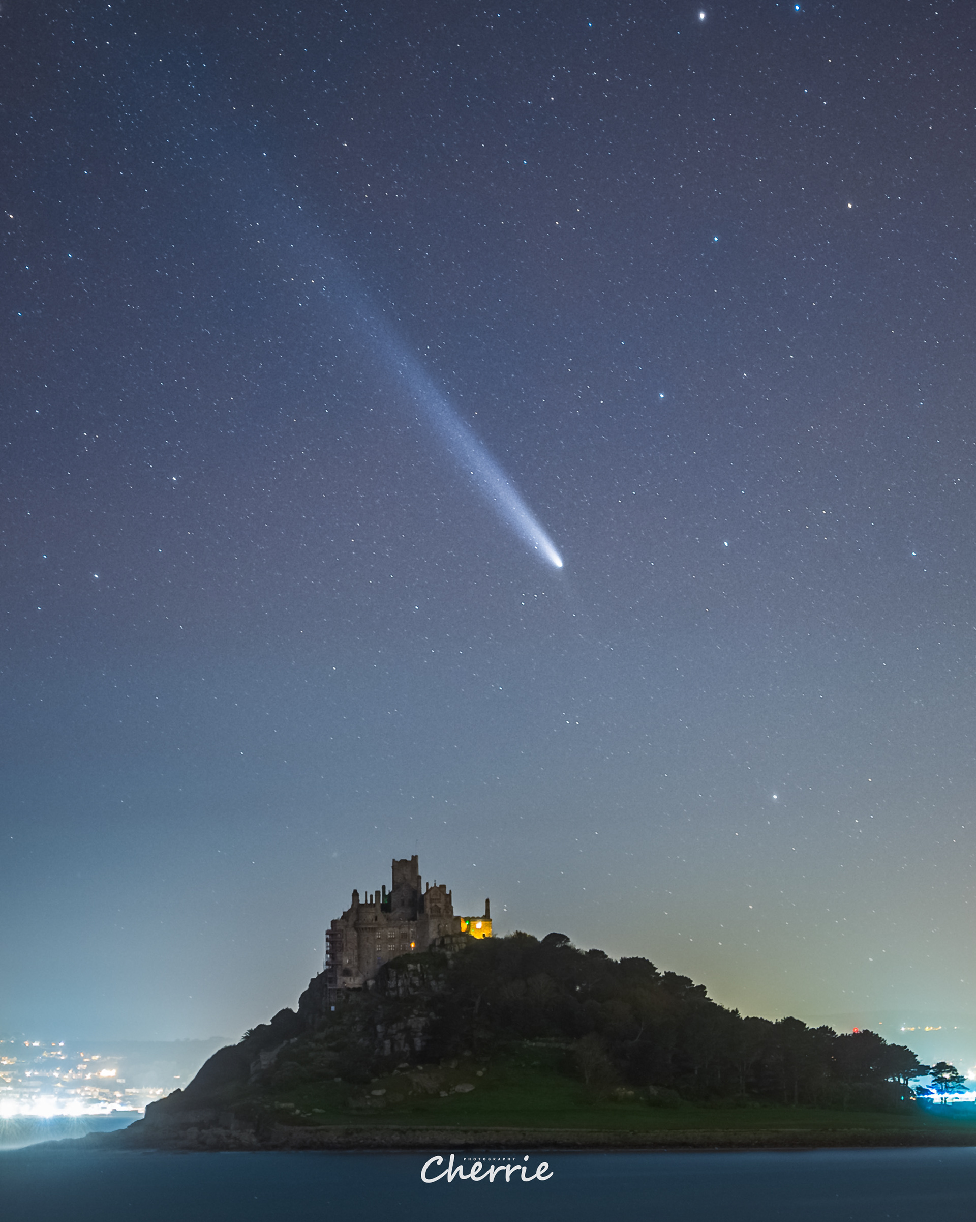 St Michaels Mount & Comet Atlas