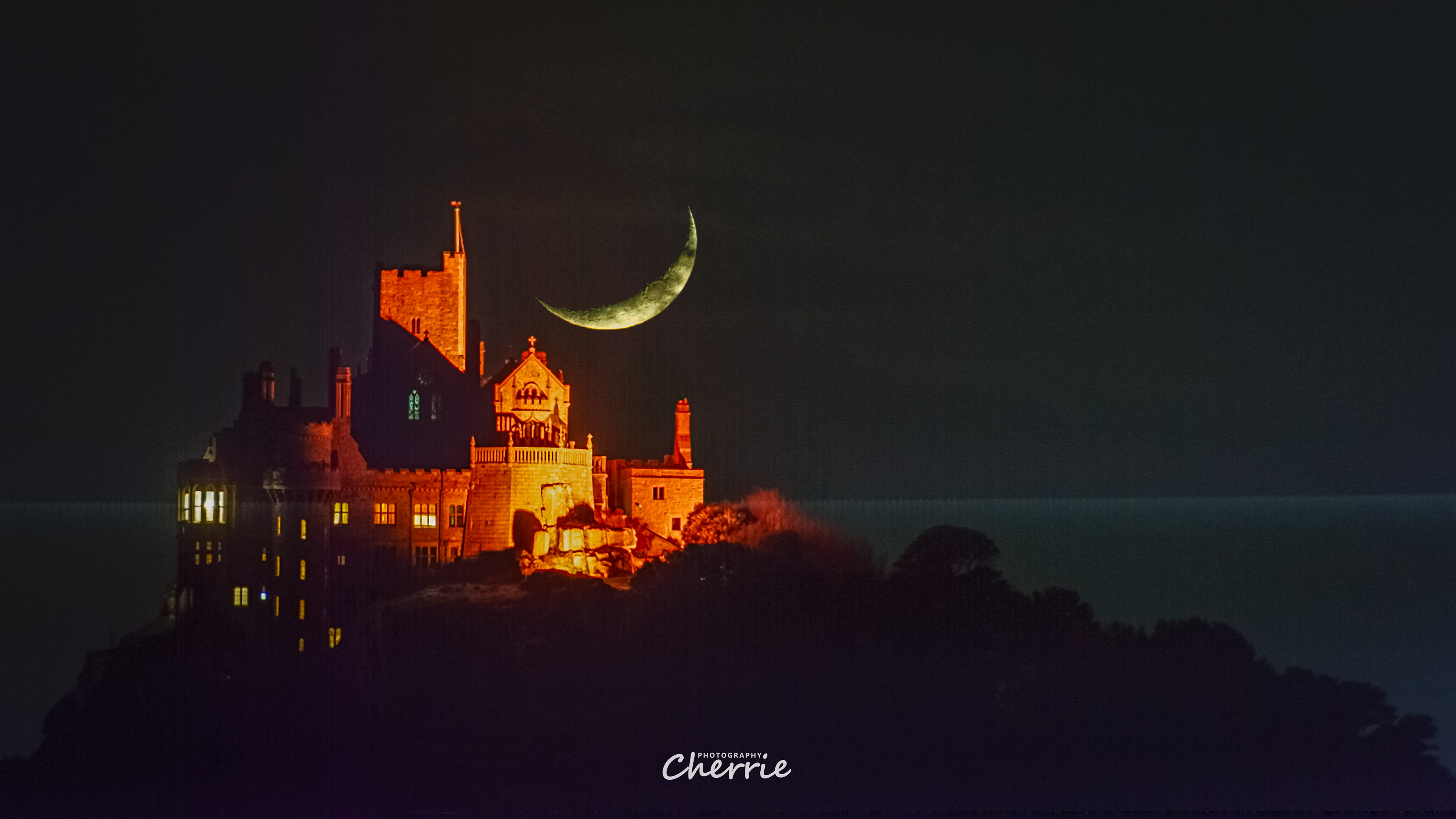 St Michaels Mount Cornwall Moonset