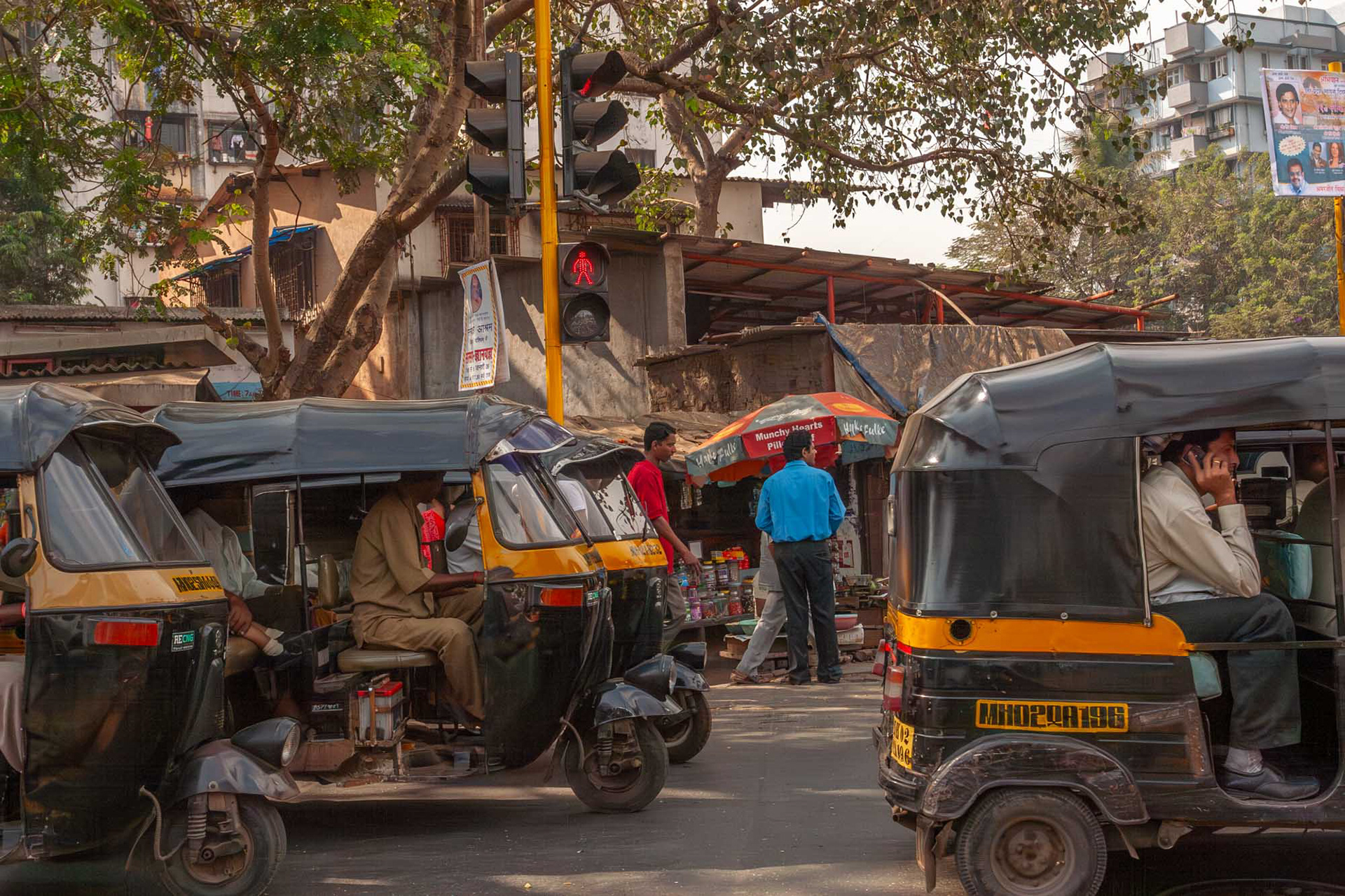 roadside Mumbai 2009