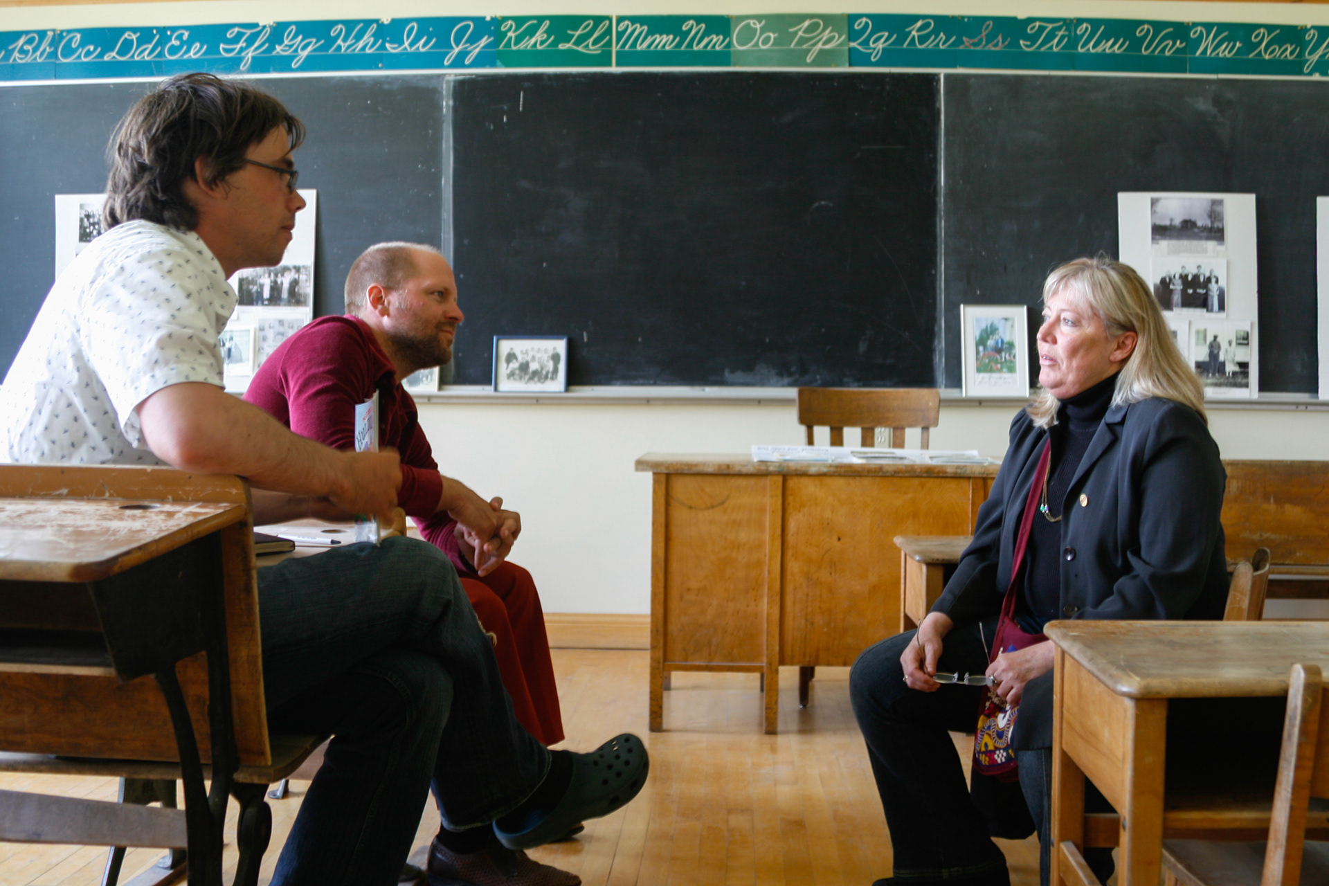 Exhibit Eh! Todd and Frank, Gimli Manitoba 2006