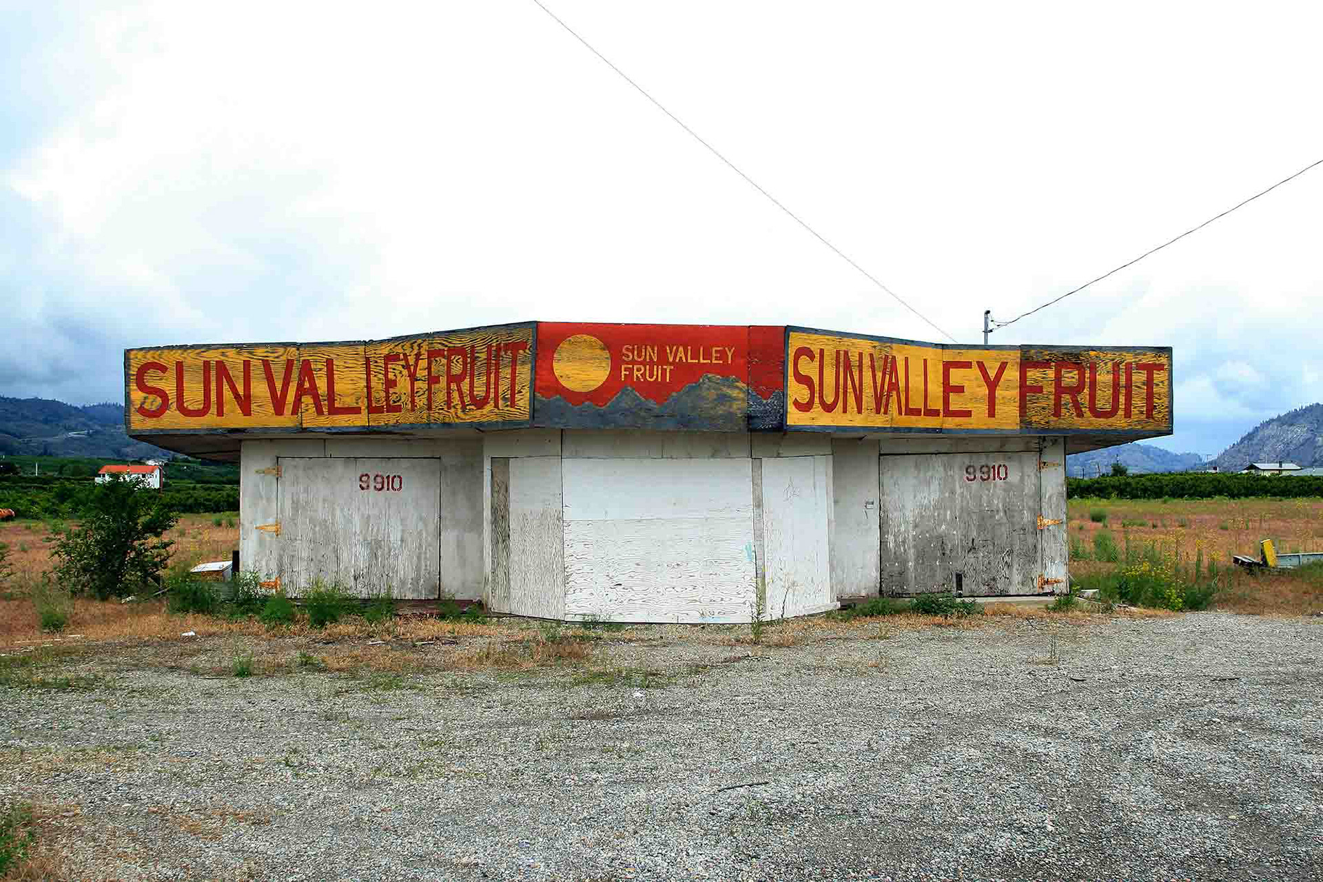  Sun Valley Fruit Stand, Osoyoos BC  2006