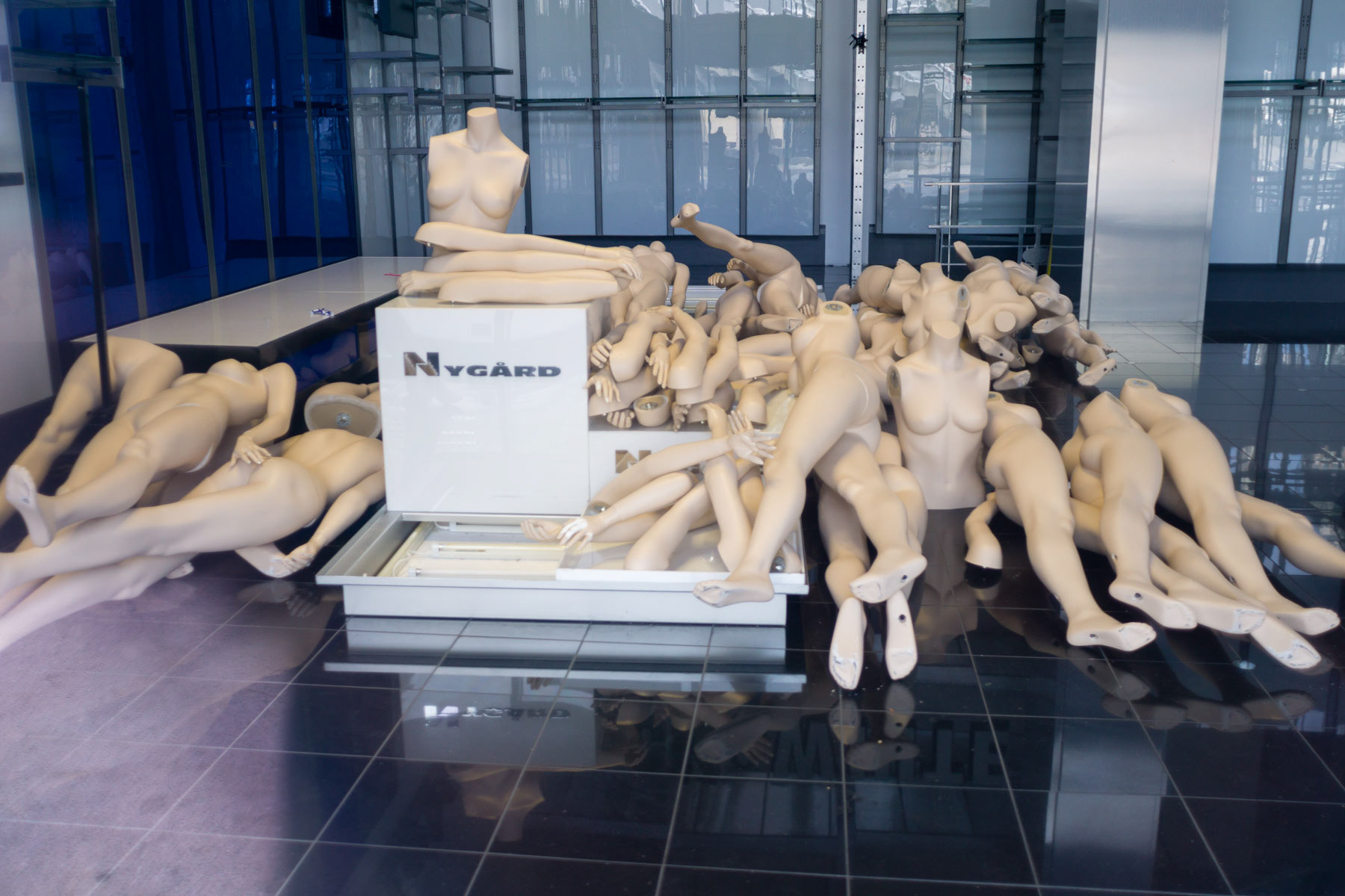 Nygard window display, Vancouver BC August 2017