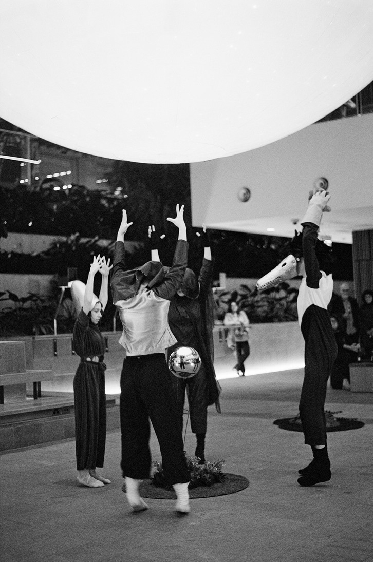 (2022). Act VII, The Mirror Sphere. [Photograph]. Taken by Amy Sargeant.